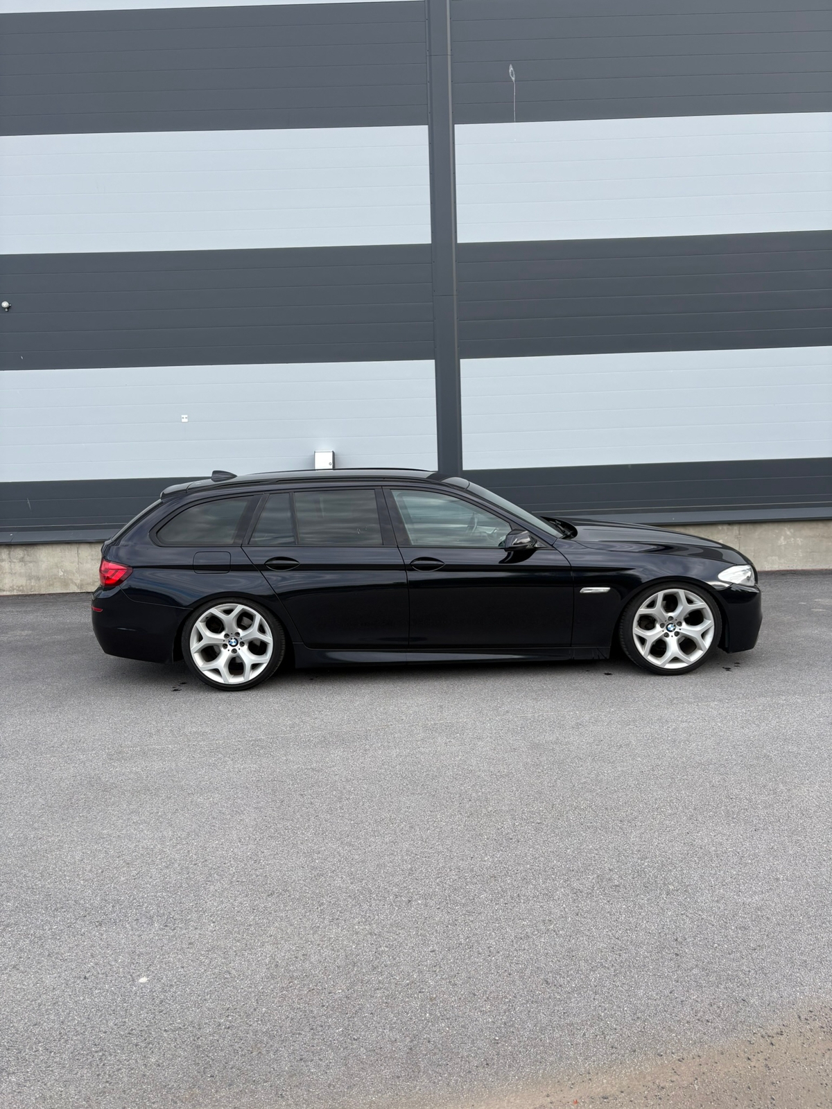 BMW 520 d Touring Steptronic 2012, bild 3/5