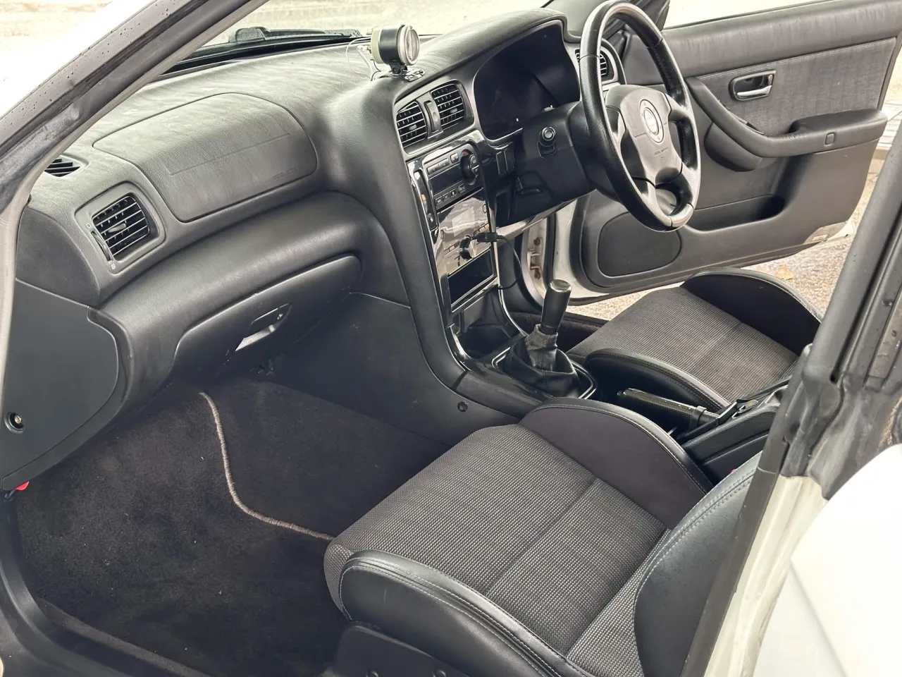 Subaru Legacy 2001, bild 5/9