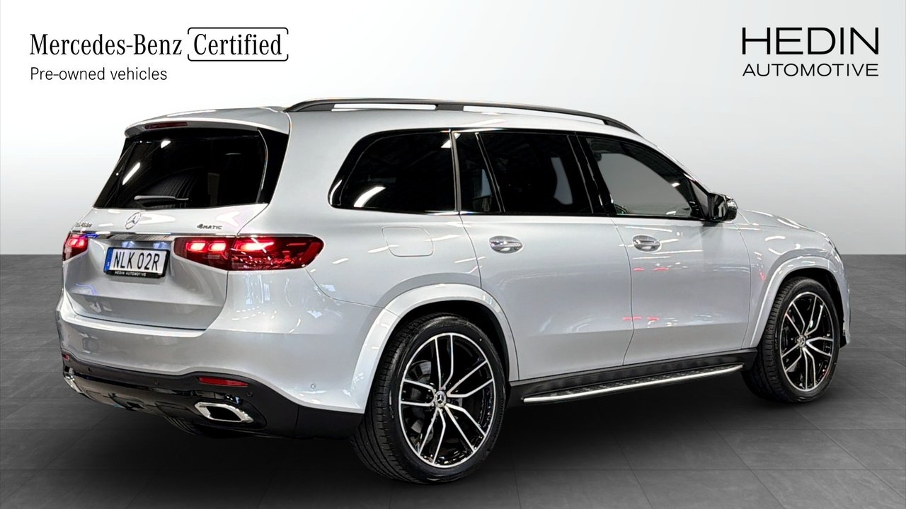 Mercedes-Benz GLS 2025, photo 2/10