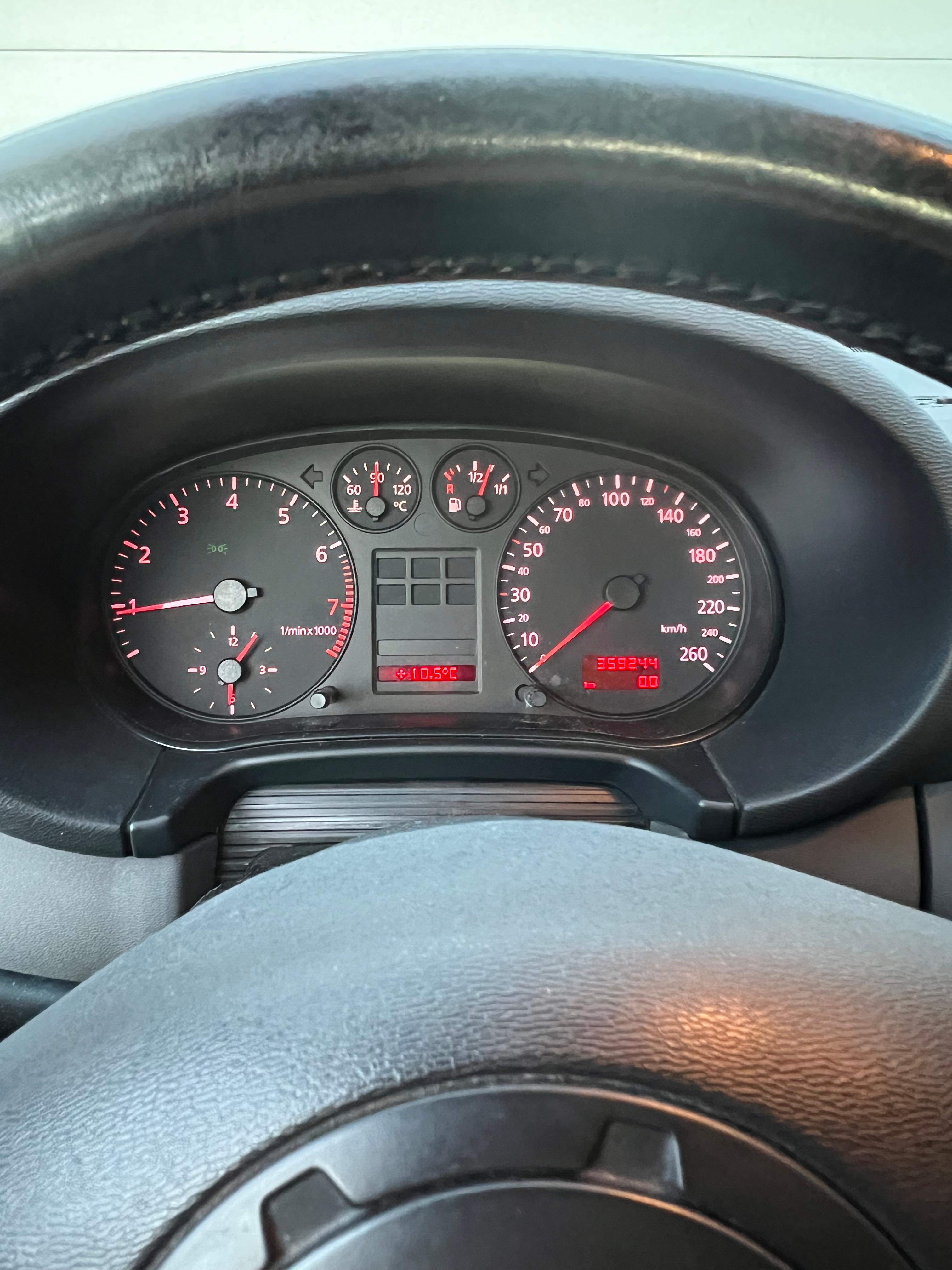 Audi A3 1.8T 1999, bild 6/8