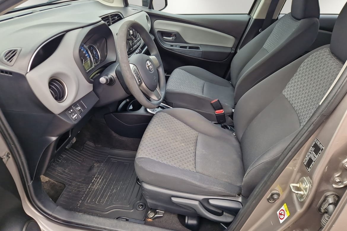 Toyota Yaris 2015, bild 4/10