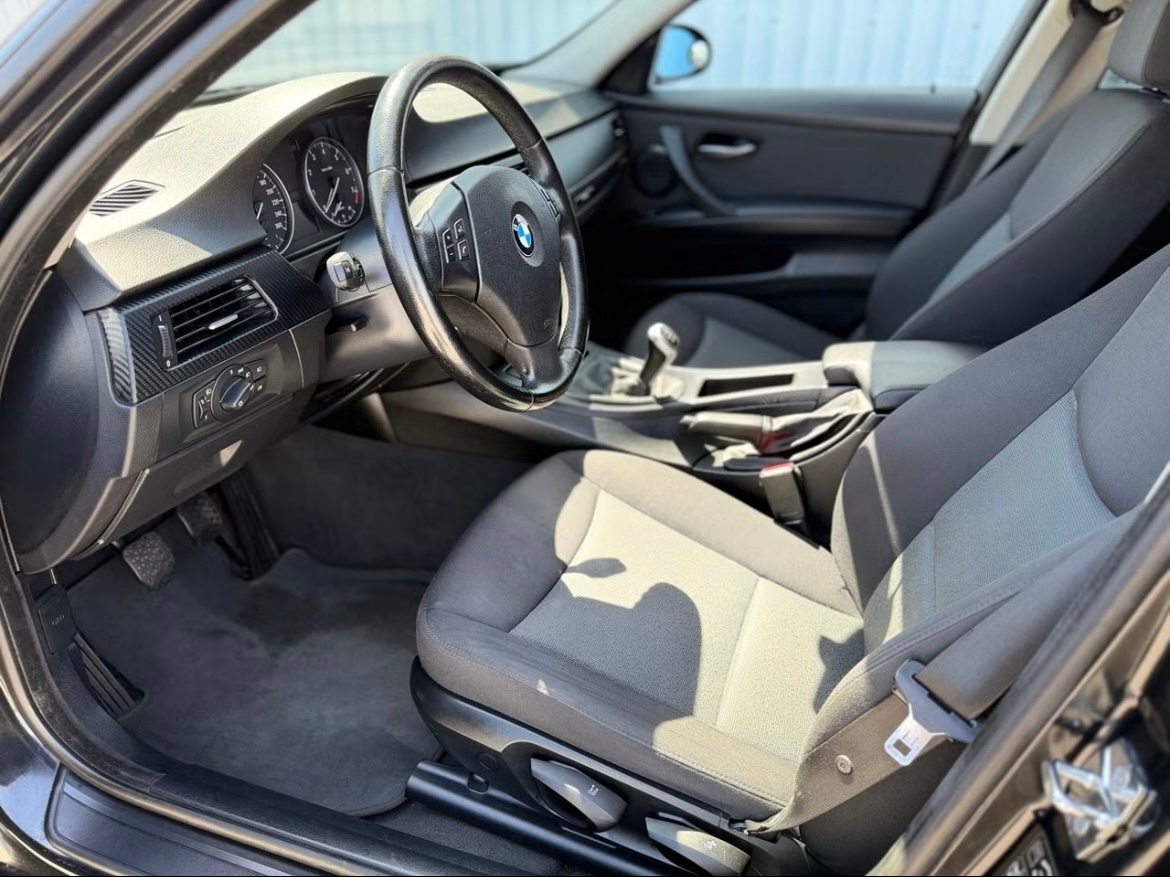 BMW 320 i Sedan Manuell 2008, bild 5/6