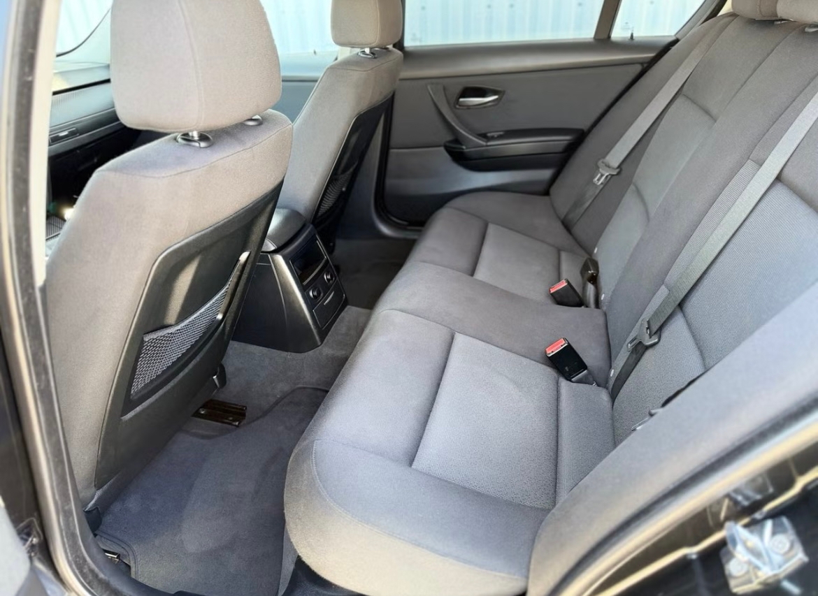 BMW 320 i Sedan Manuell 2008, bild 6/6