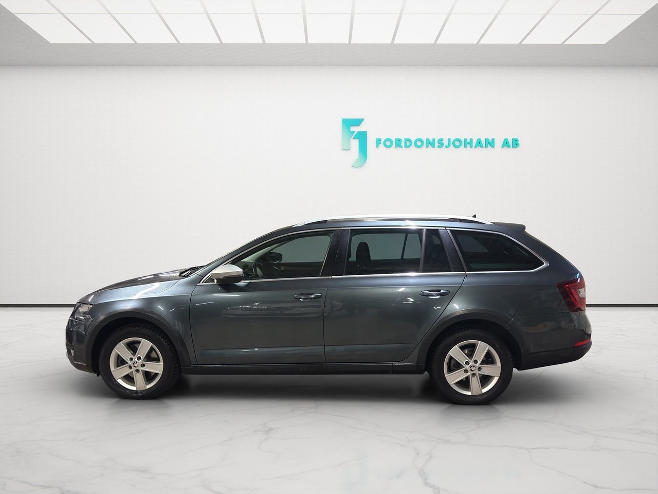 Skoda Octavia 2018, bild 2/10