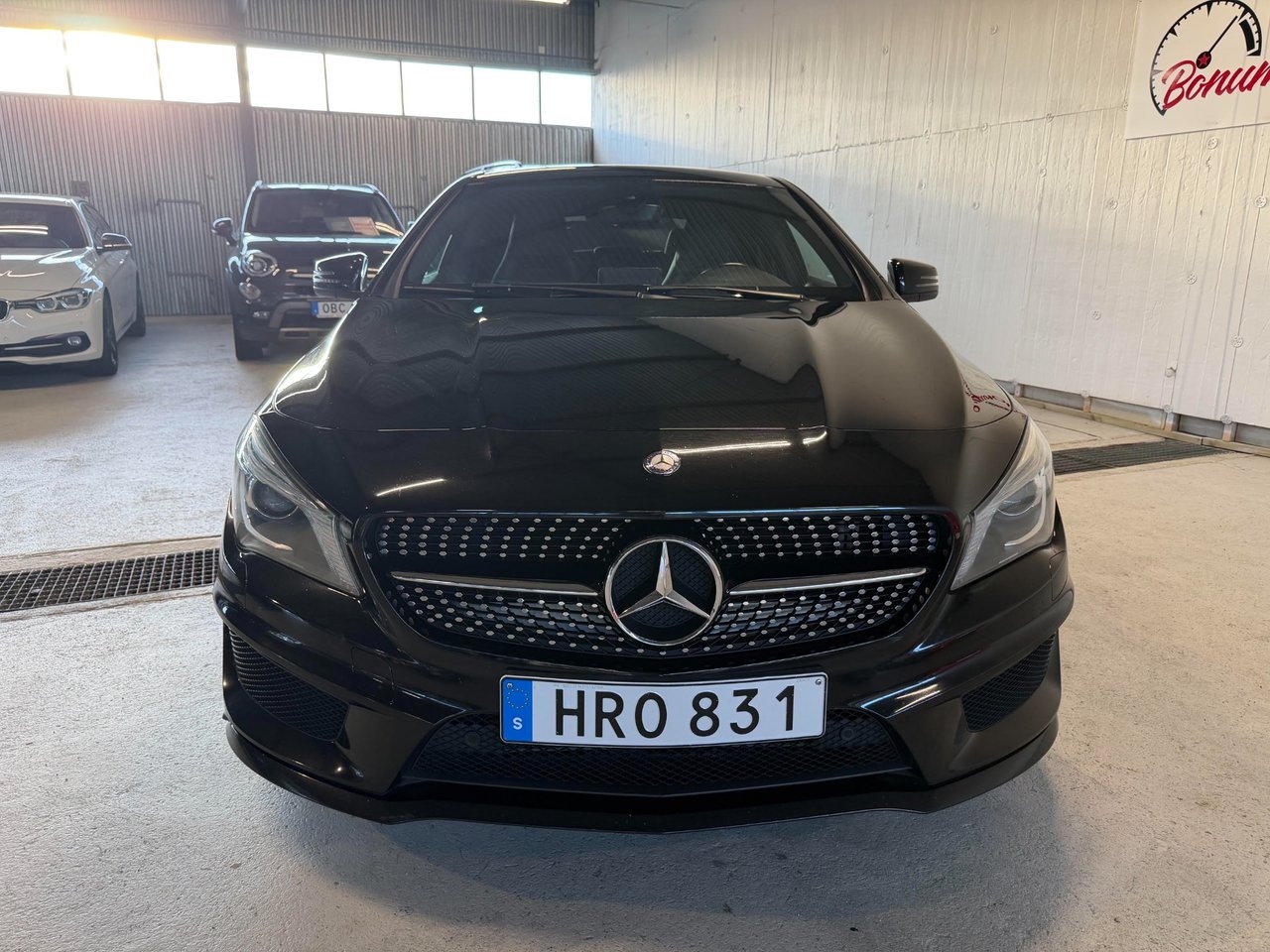 Mercedes-Benz CLA 200 AMG Line 2015, bild 2/10