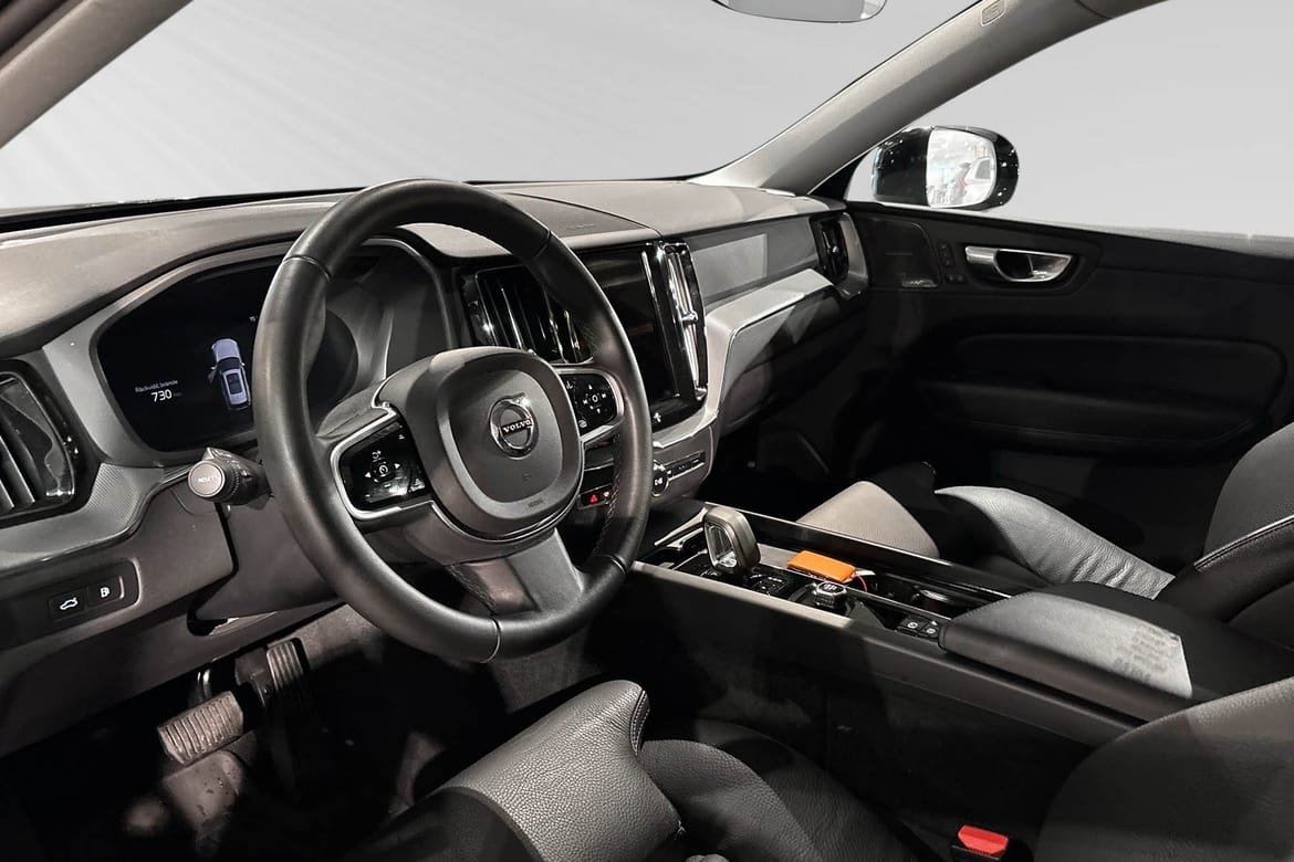 Volvo XC60 T6 Plus Dark Nordic 2025, bild 7/10