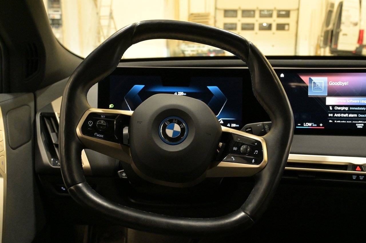 BMW iX 2023, bild 7/10