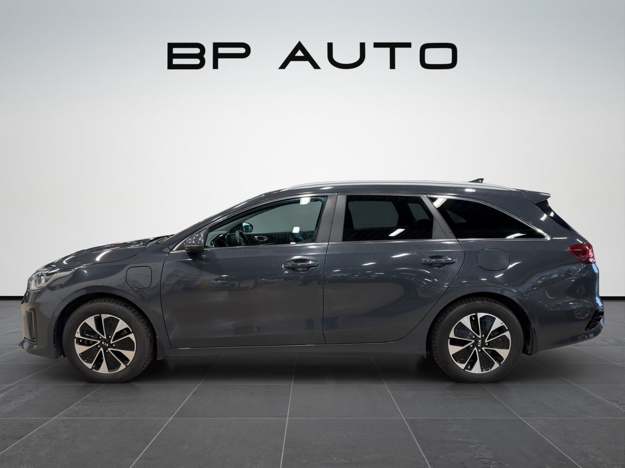 Kia Ceed 1.6 GDI 2020, bild 2/10