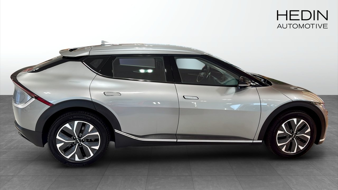 Kia EV6 RWD 2022, bild 4/10