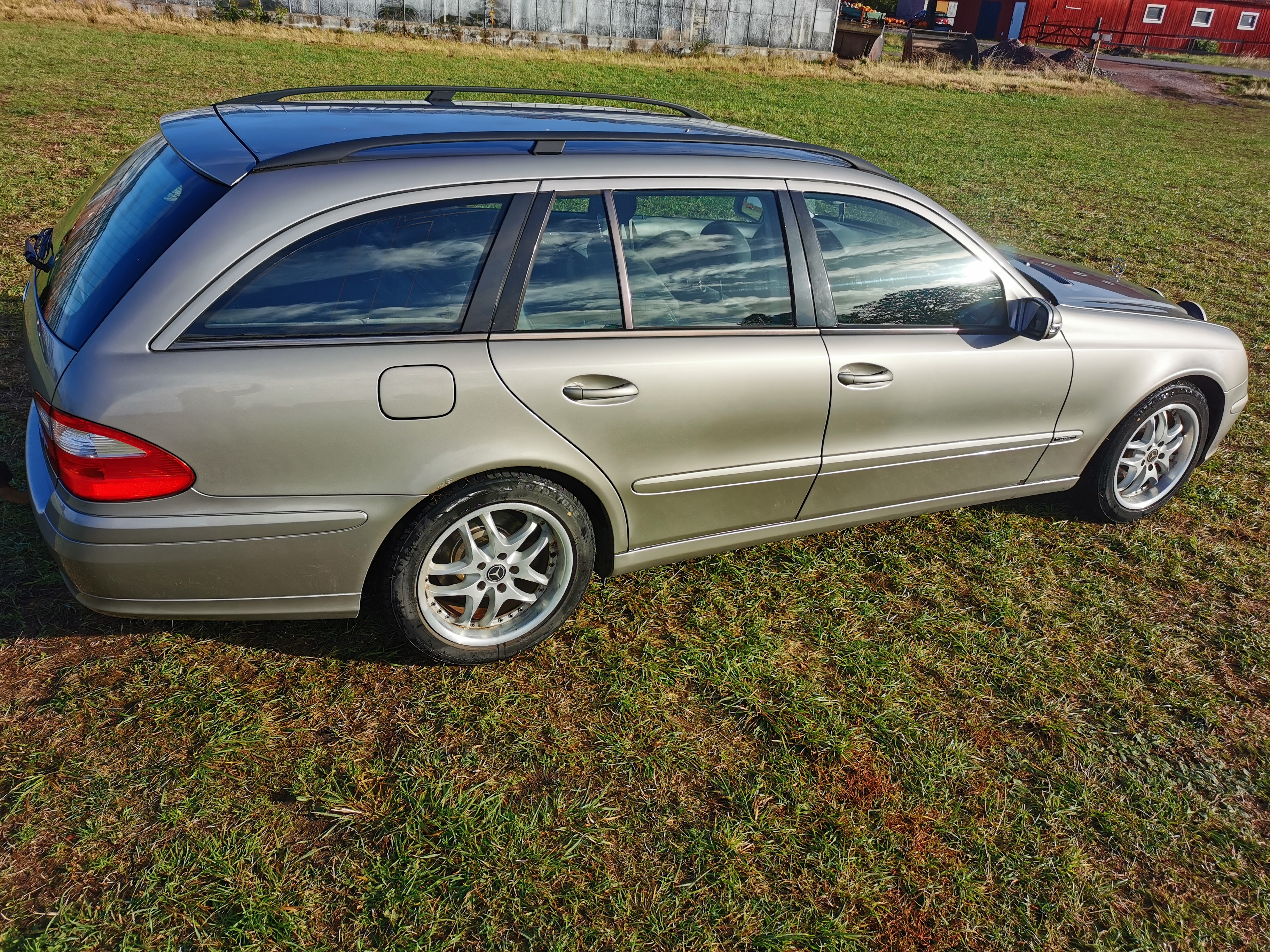 Mercedes-Benz E 200 Kompressor 2004, bild 4/6