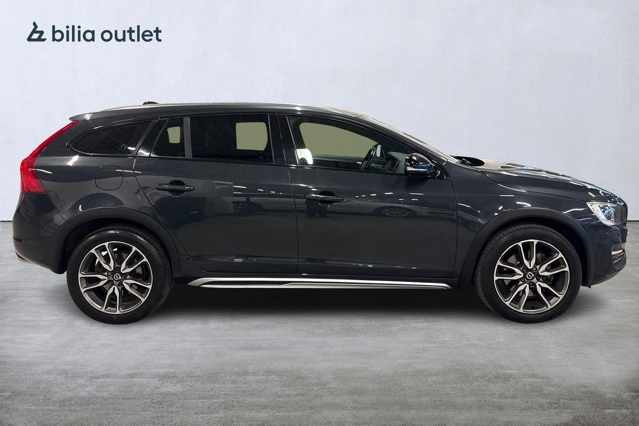 Volvo V60 Cross Country 2017, bild 6/10
