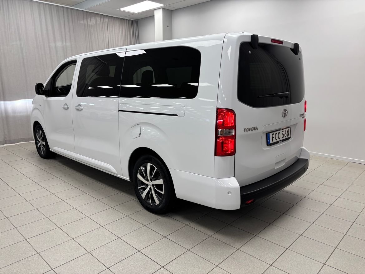 Toyota Proace Verso 2,0D-4D Minibuss 2023, bild 3/10