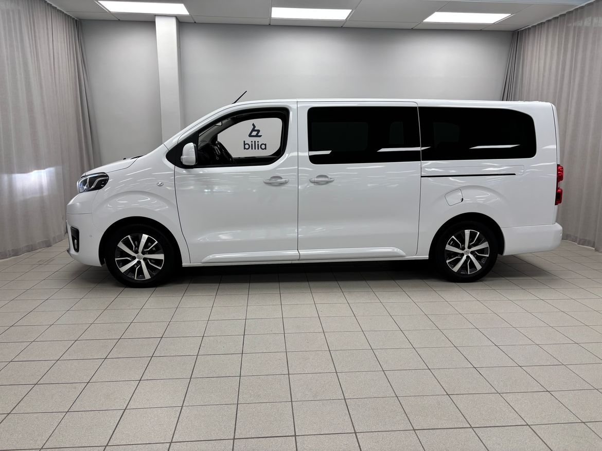 Toyota Proace Verso 2,0D-4D Minibuss 2023, bild 2/10