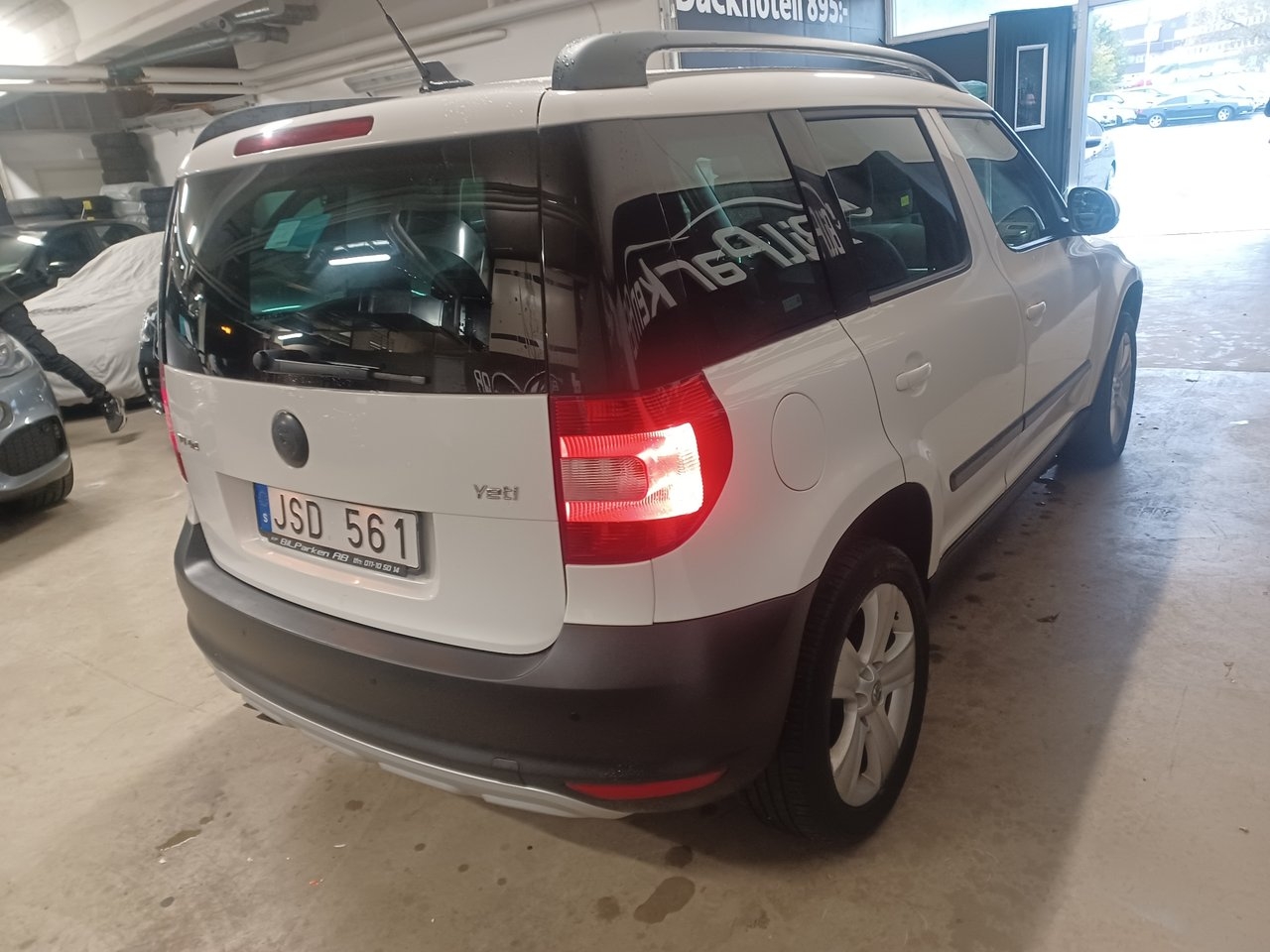 Skoda Yeti 2.0 TDI Experience 2012, bild 6/10