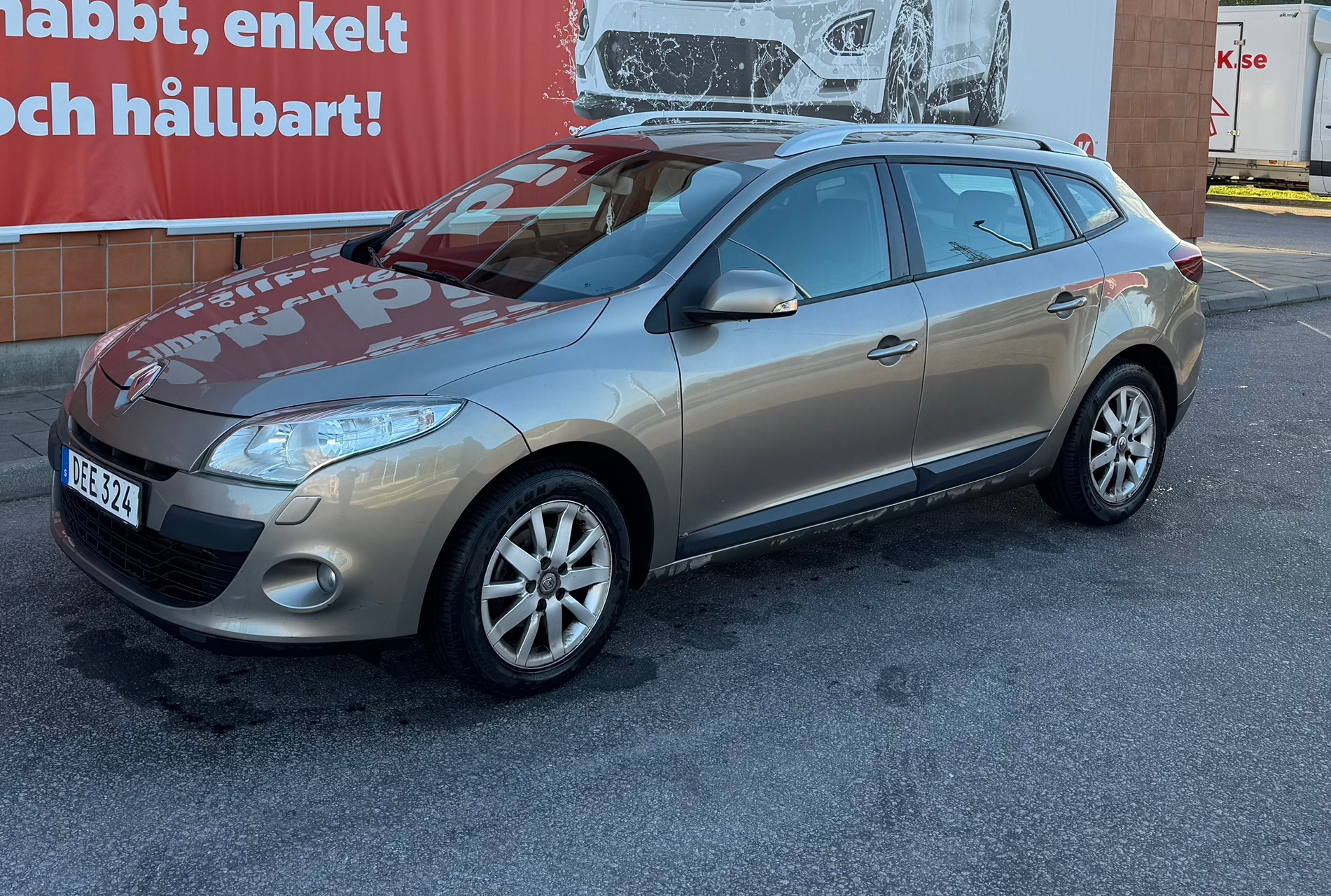Renault Megane 2011, bild 2/10