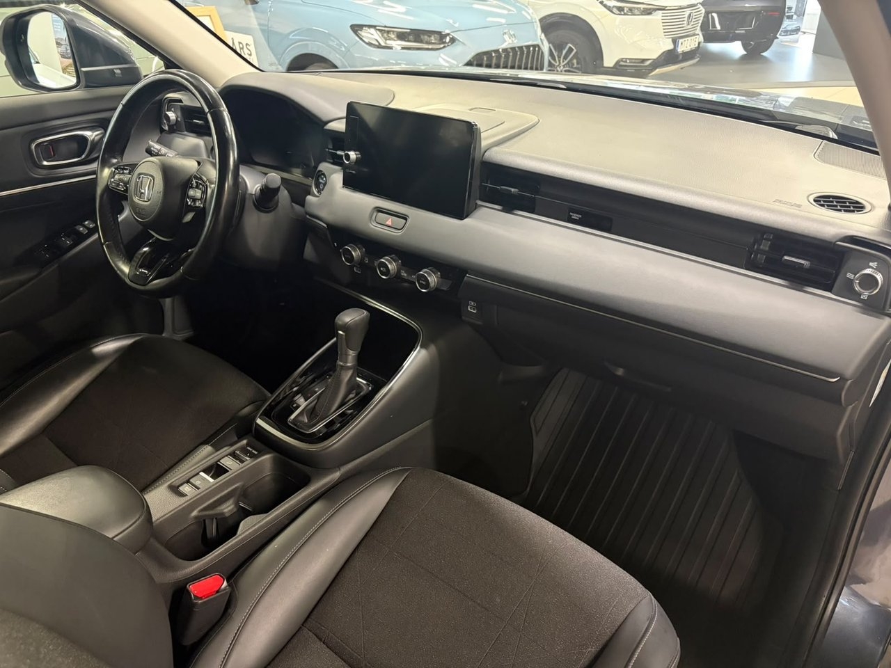 Honda HR-V 1.5 i-MMD e:HEV Advance 2023, bild 6/10
