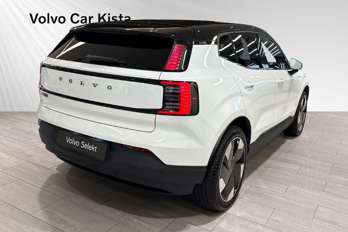Volvo EX30 Extended Range Plus 2025, bild 5/10