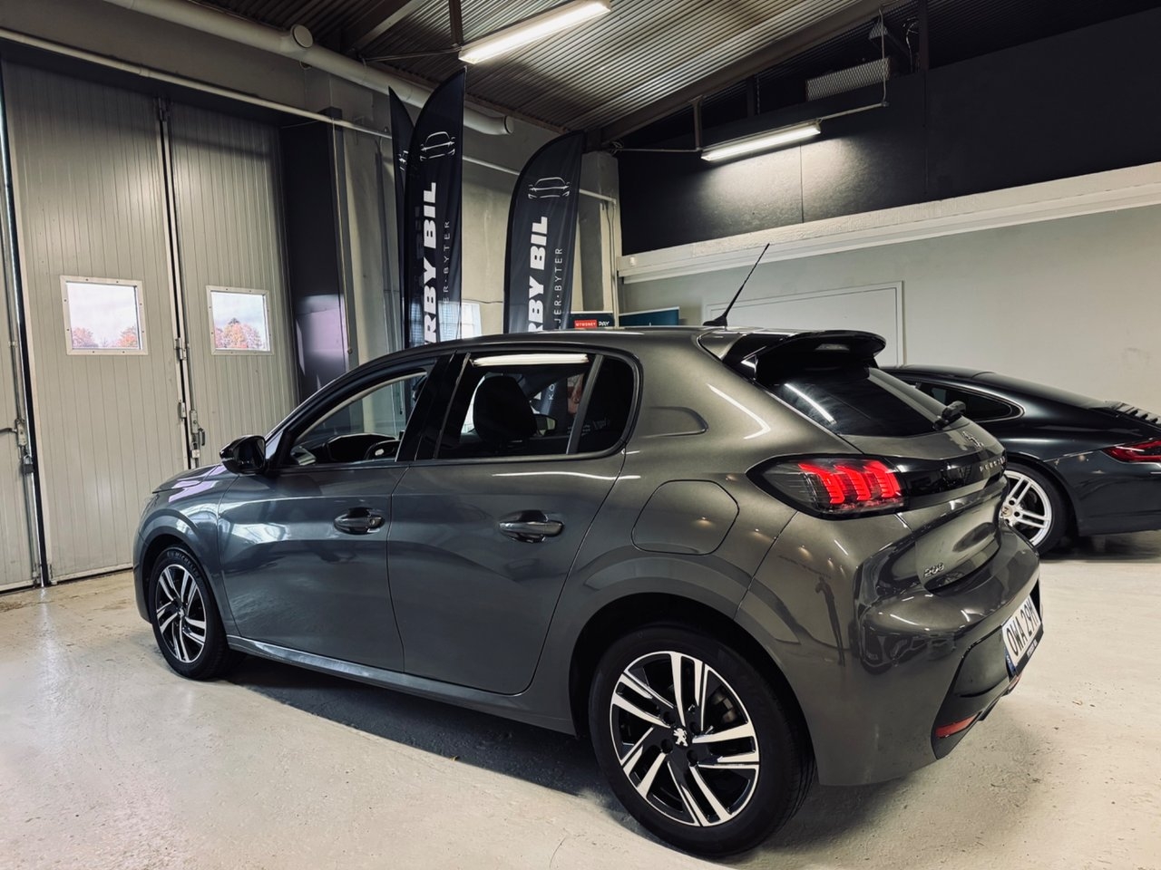 Peugeot 208 2023, bild 6/10