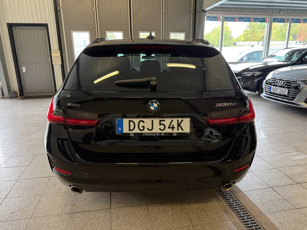BMW 330 2021, bild 3/10