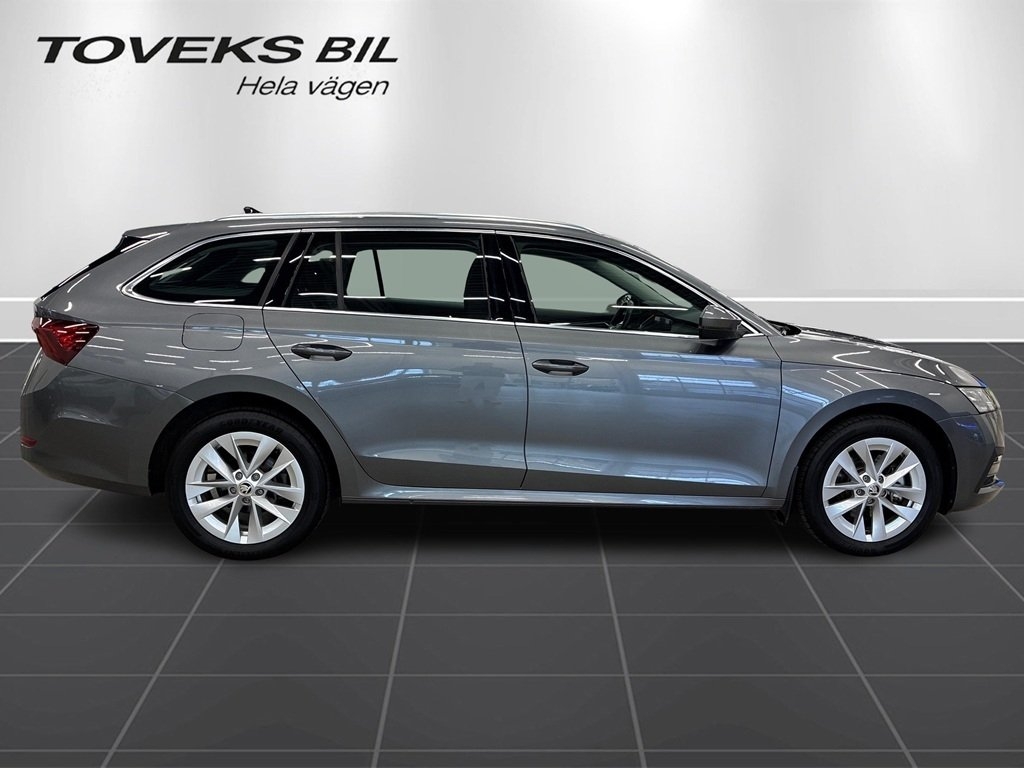 Skoda Octavia 2024, bild 7/10