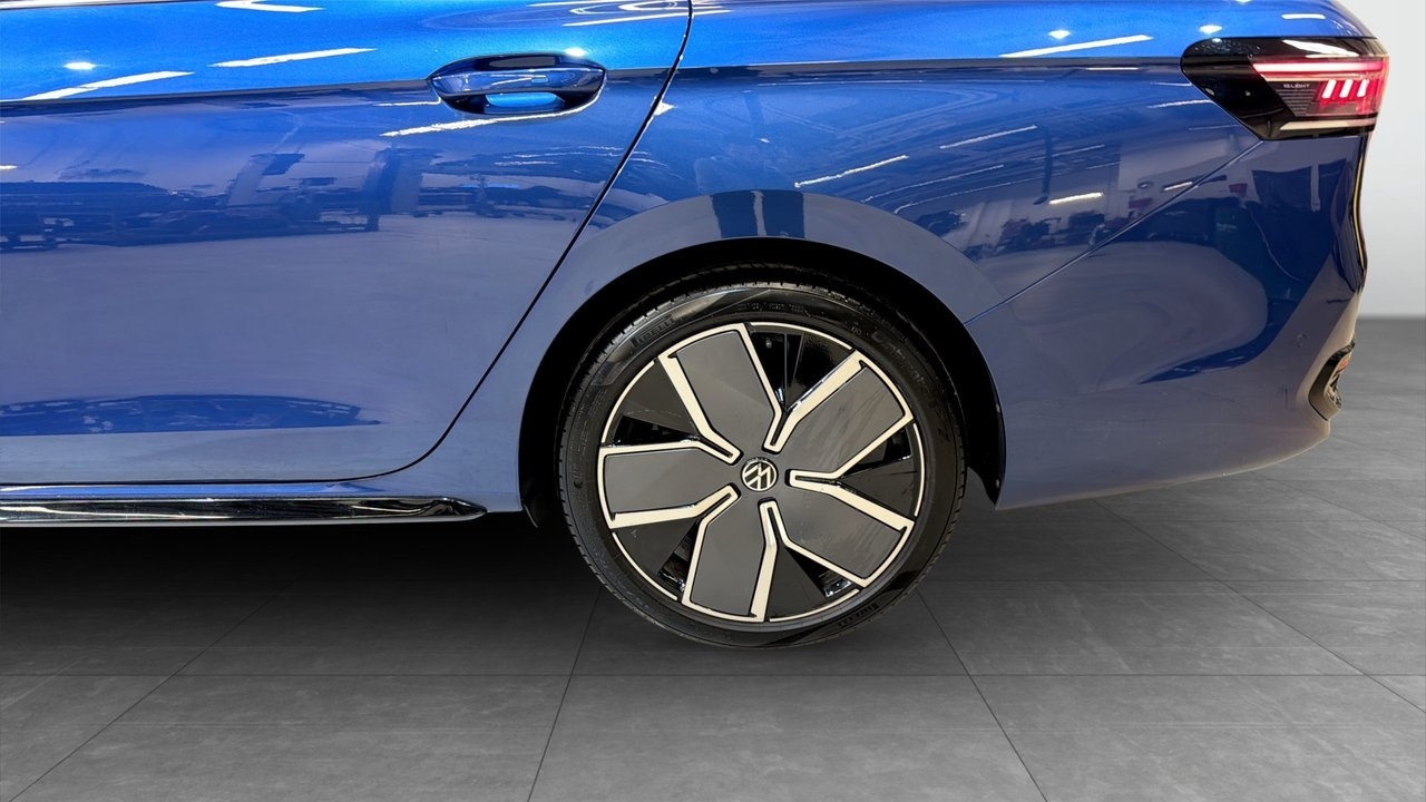 Volkswagen Passat 2025, bild 6/10