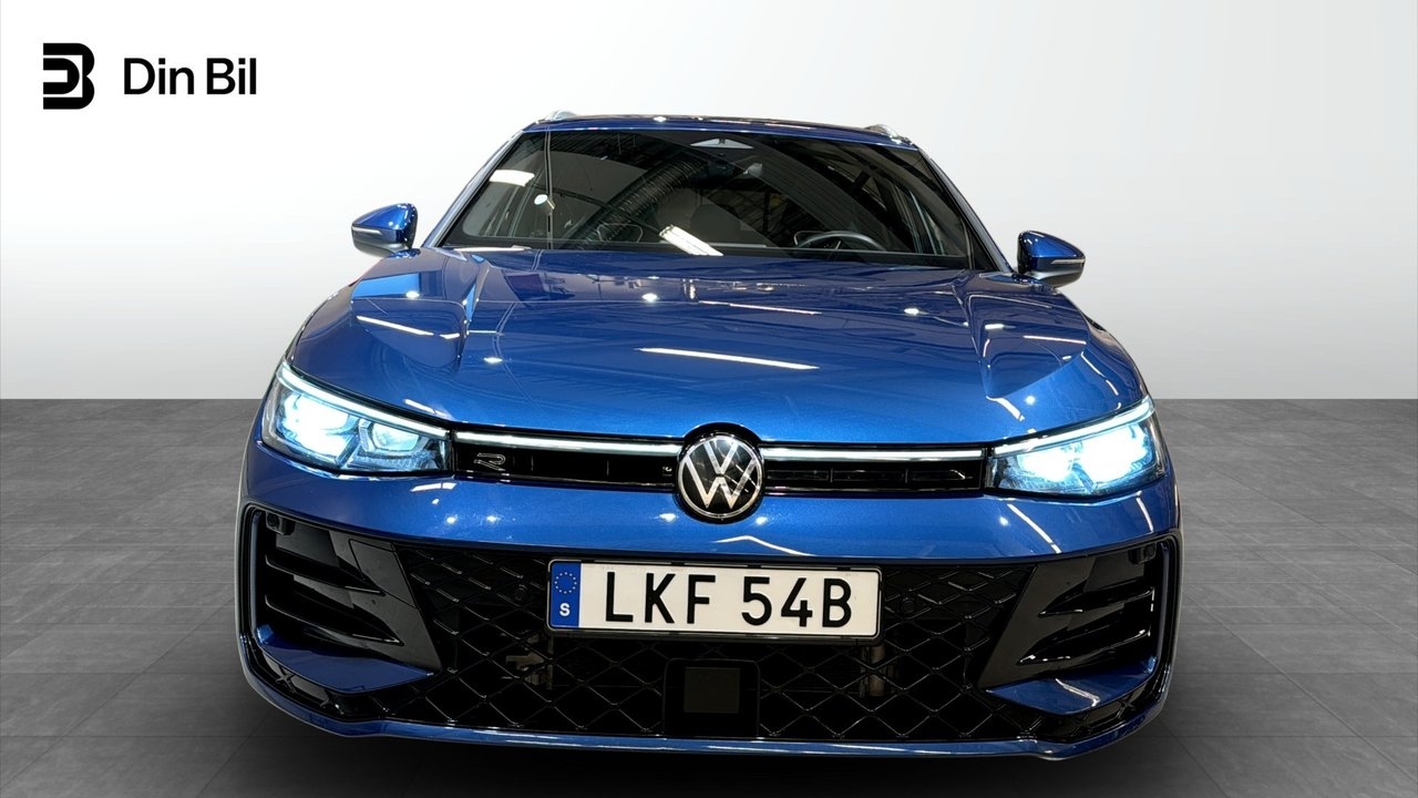 Volkswagen Passat 2025, bild 4/10