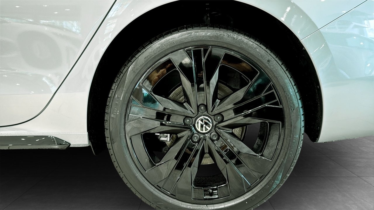 Volkswagen Passat R-Line 2027, bild 6/10