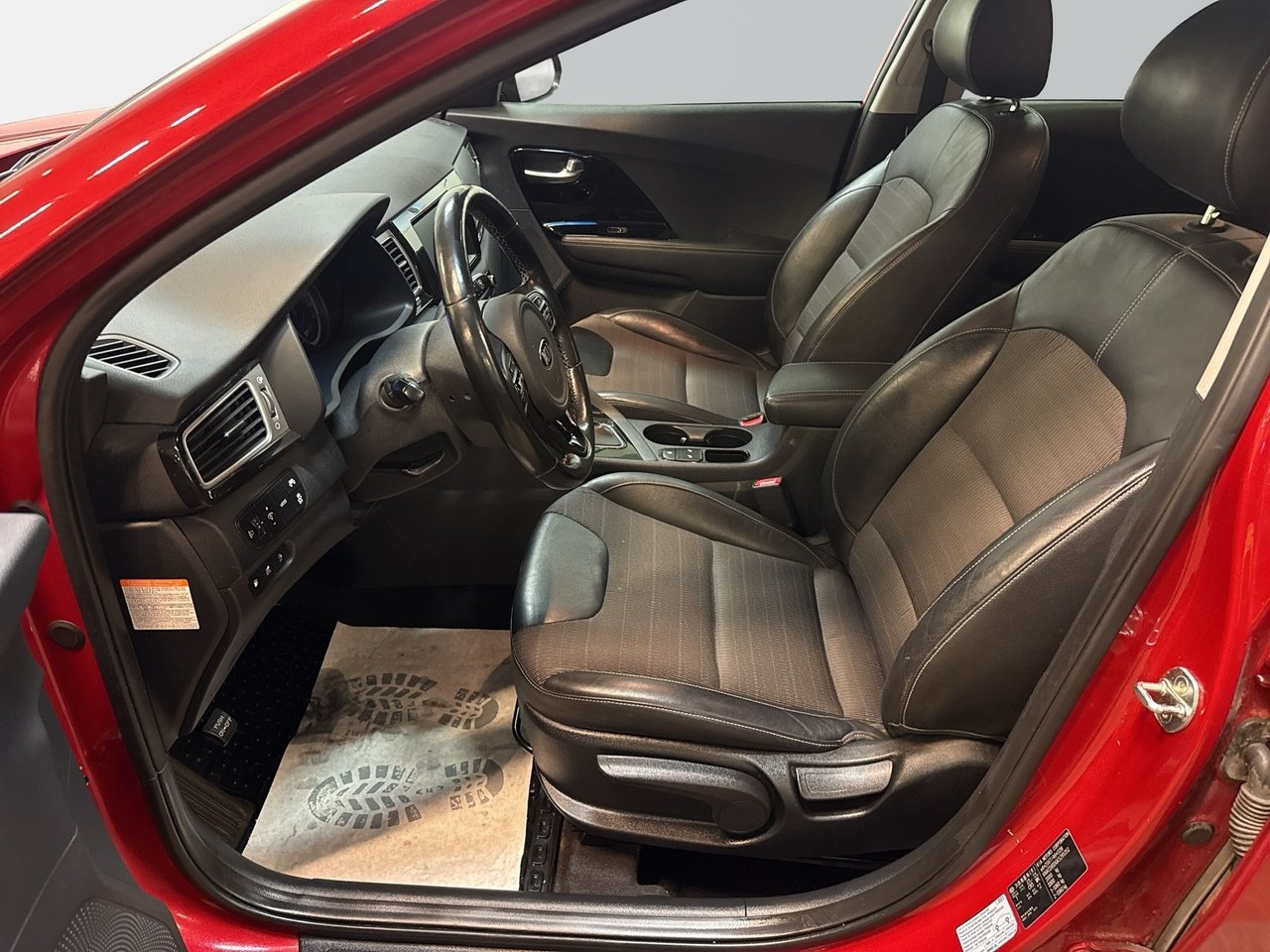 Kia Niro 1.6 GDI PlugIn-Hybrid 2019, bild 7/10