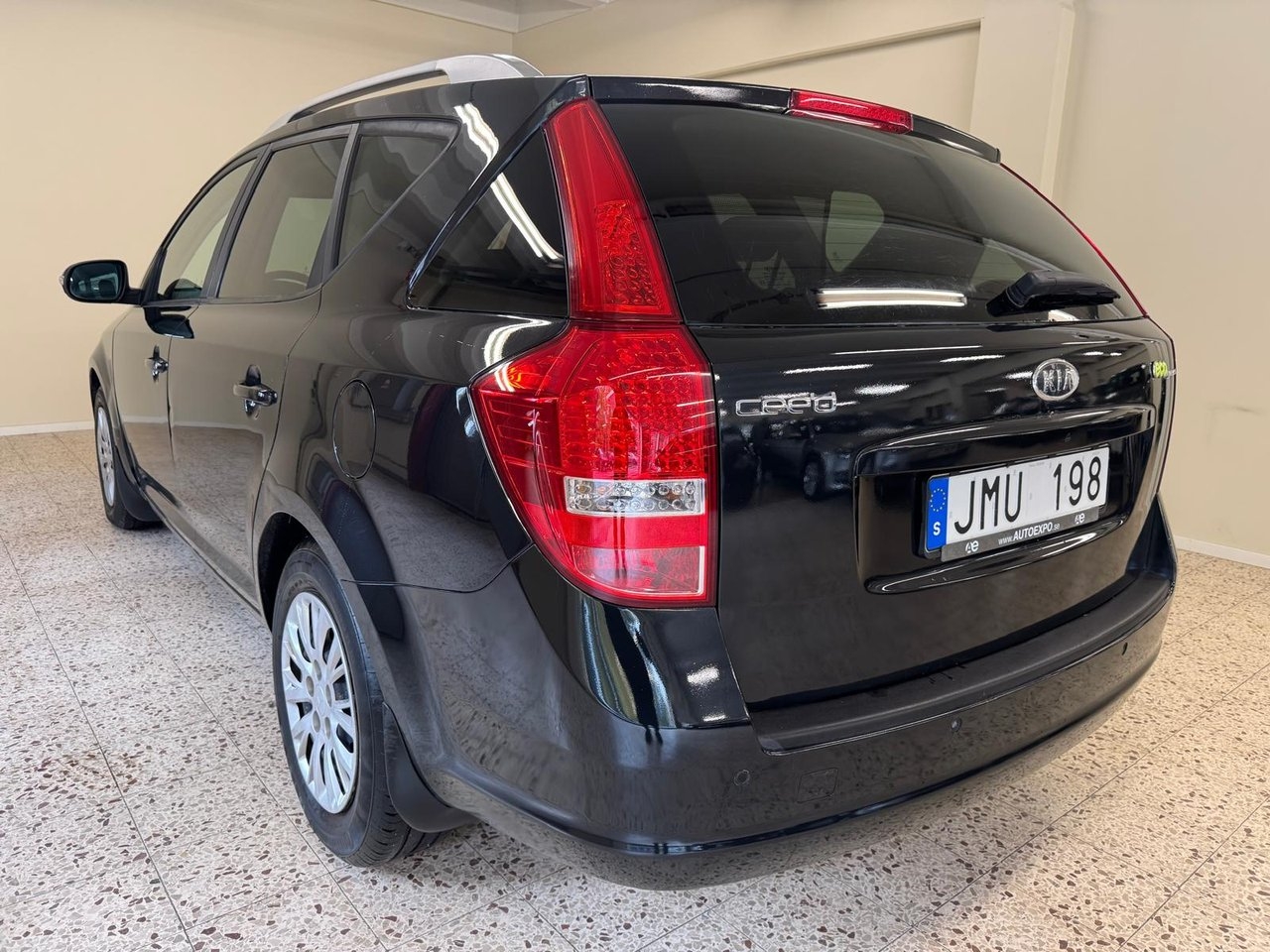 Kia Ceed cee´d_sw 1.6 CRDi 115hk 2010, bild 3/8