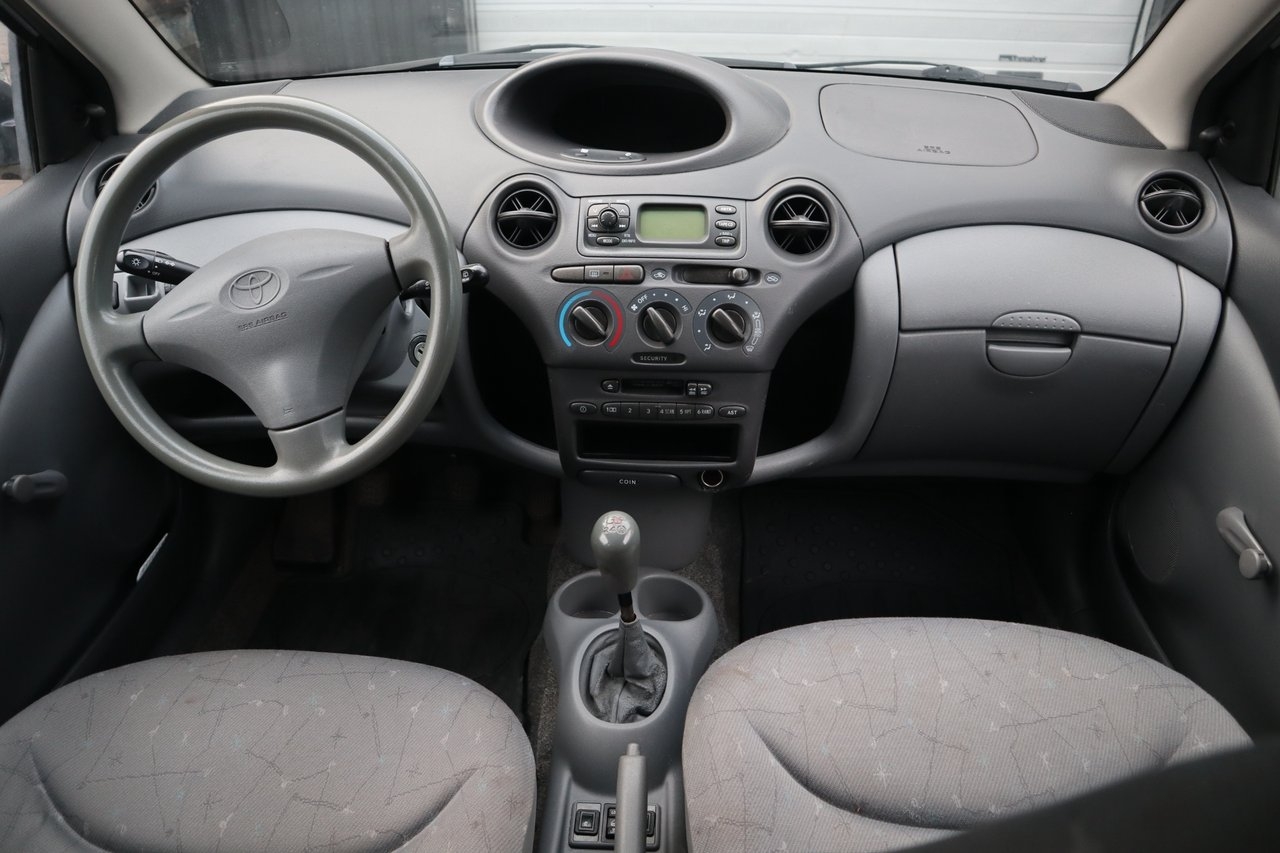 Toyota Yaris 1.0 2000, bild 6/6