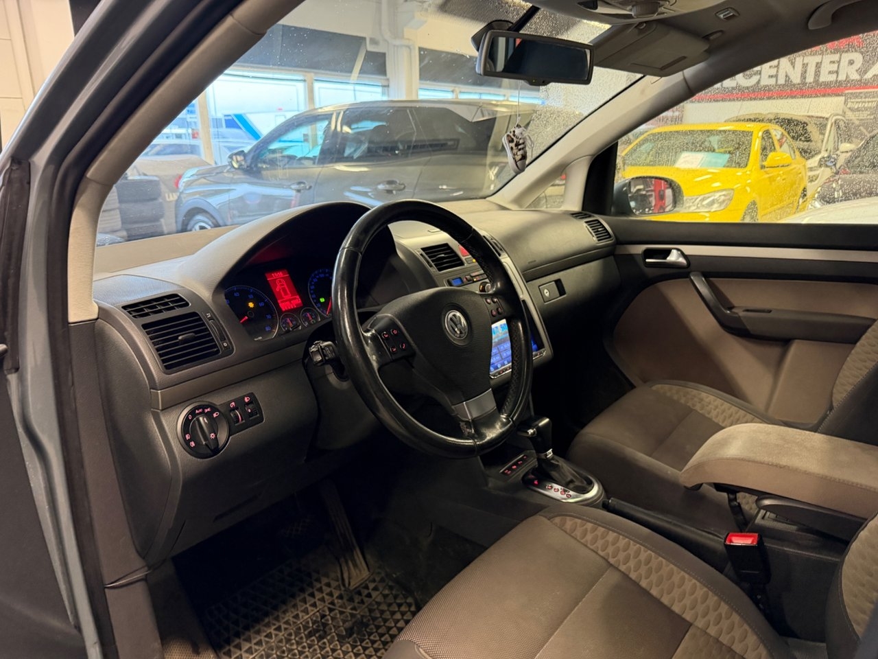 Volkswagen CrossTouran 1.4 TSI Aut Drag 2009, bild 7/9