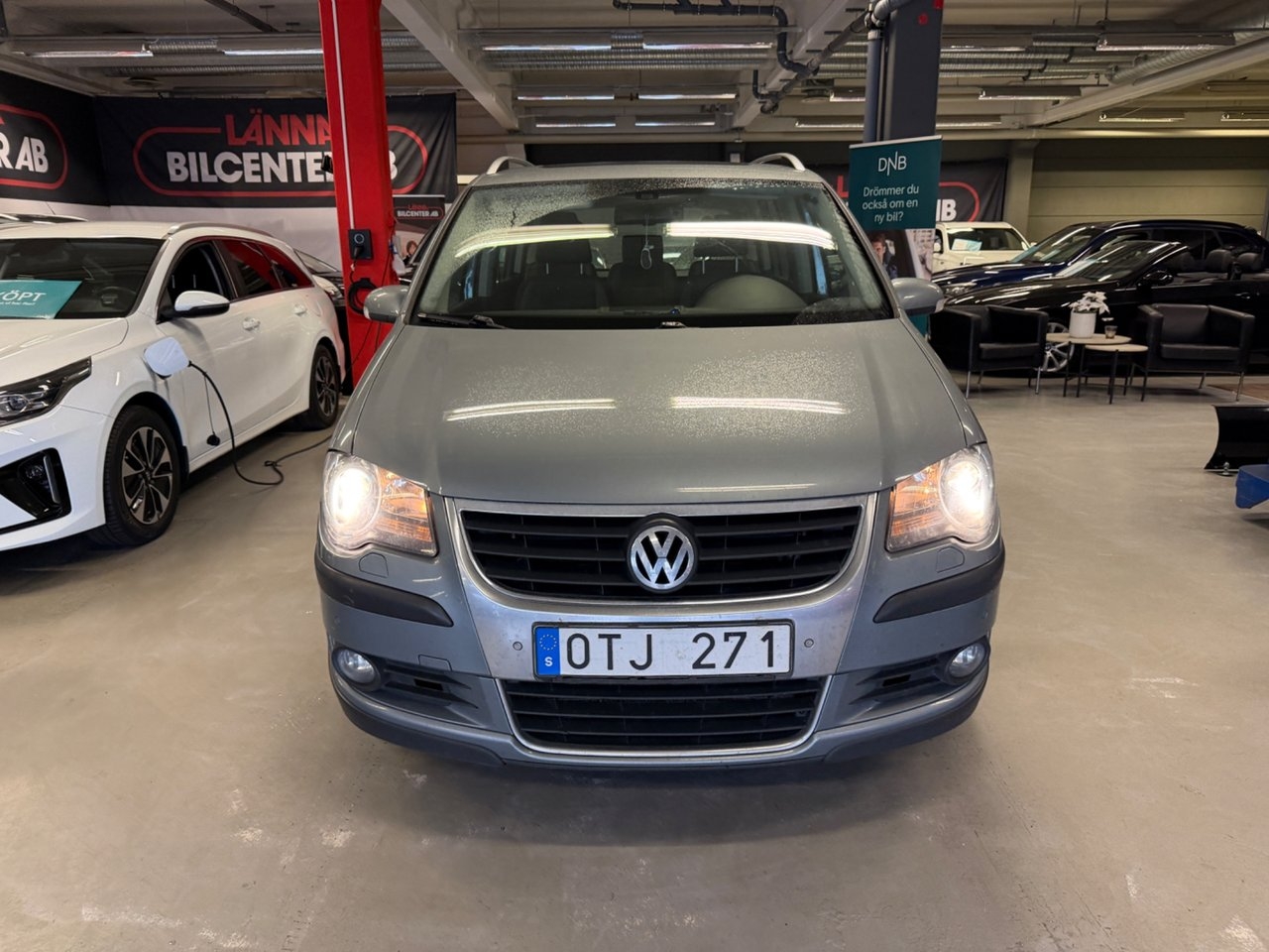 Volkswagen CrossTouran 1.4 TSI Aut Drag 2009, bild 2/9