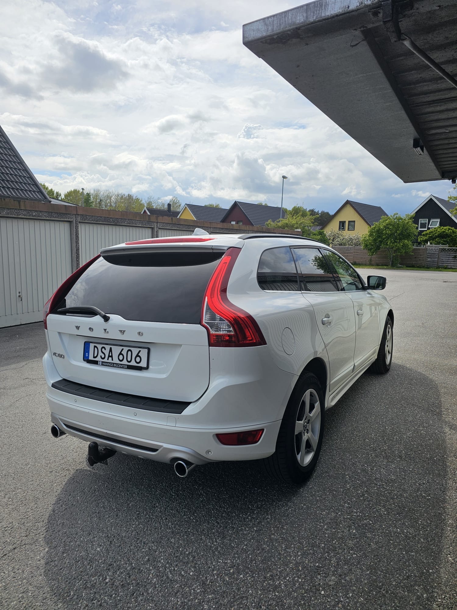 Volvo XC60 D3 R Design 2012, photo 5/10