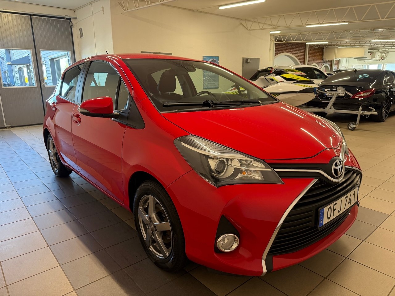 Toyota Yaris 2016, bild 6/10