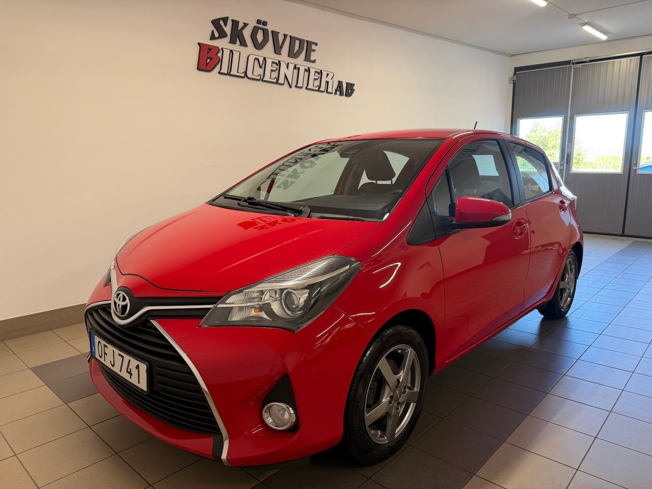 Toyota Yaris 2016, bild 2/10