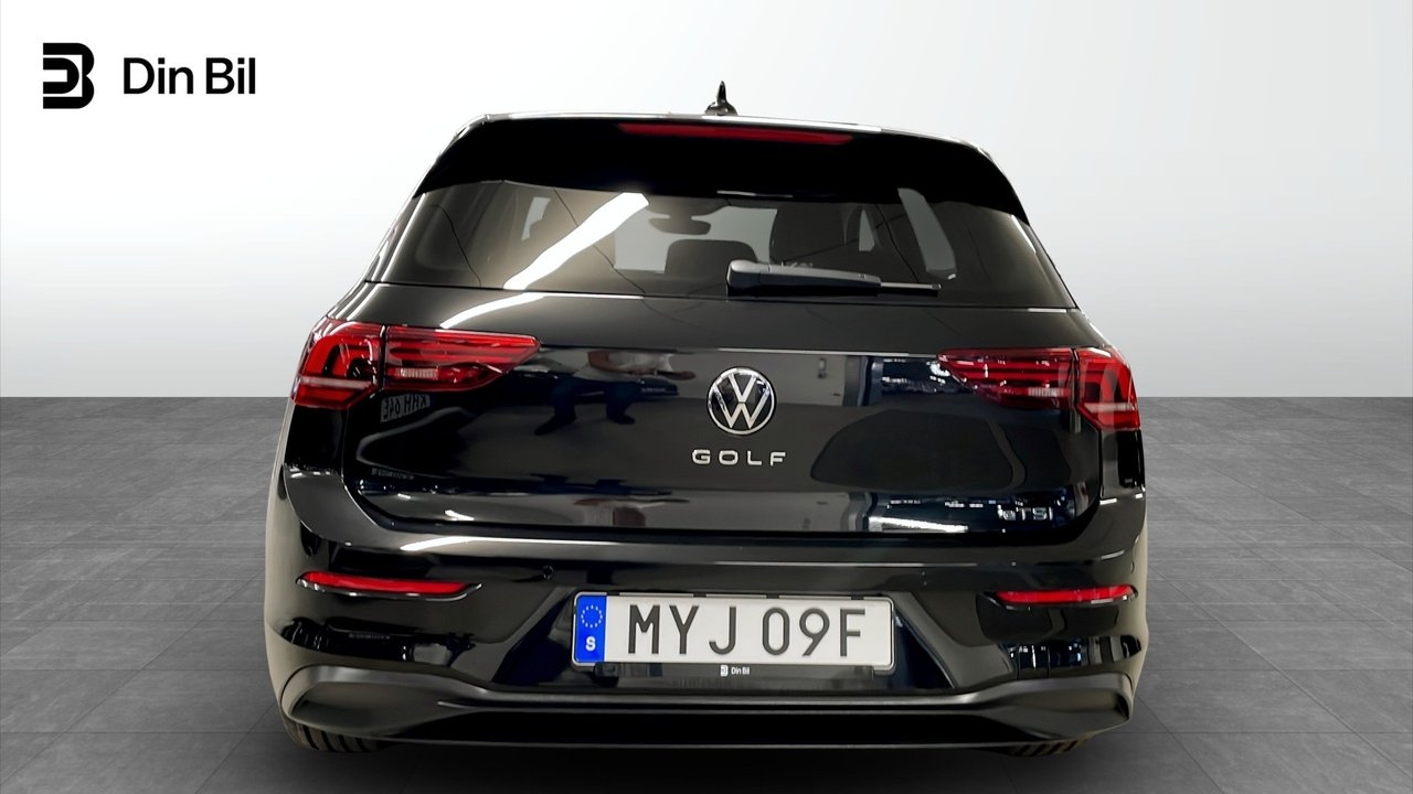 Volkswagen Golf 1.5 eTSI 2026, bild 5/10