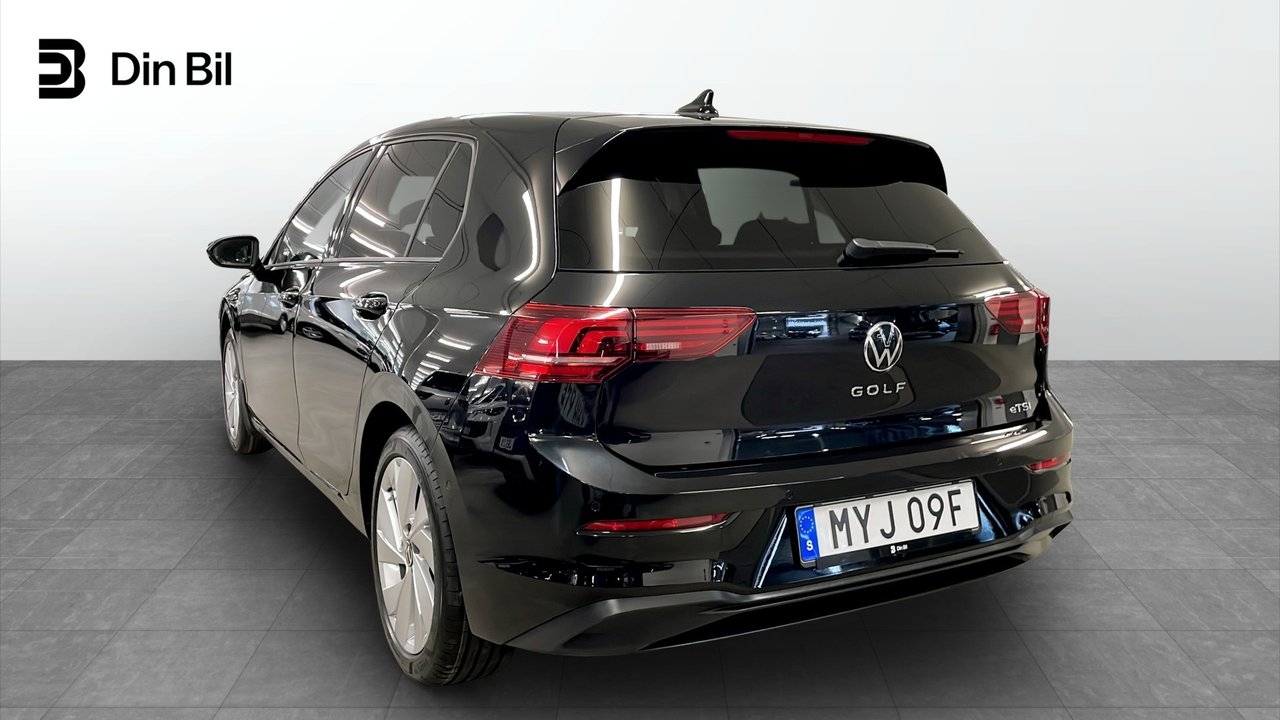 Volkswagen Golf 1.5 eTSI 2026, bild 3/10