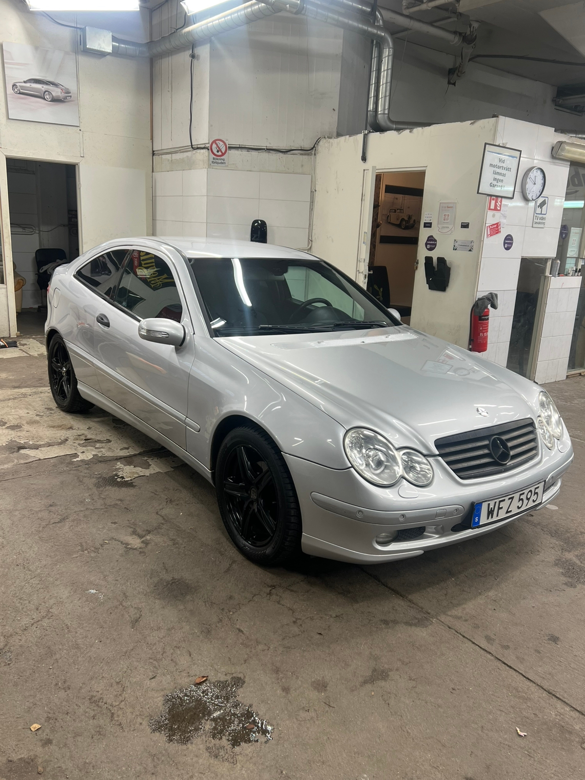Mercedes-Benz C 200 Kompressor 2005, bild 2/10