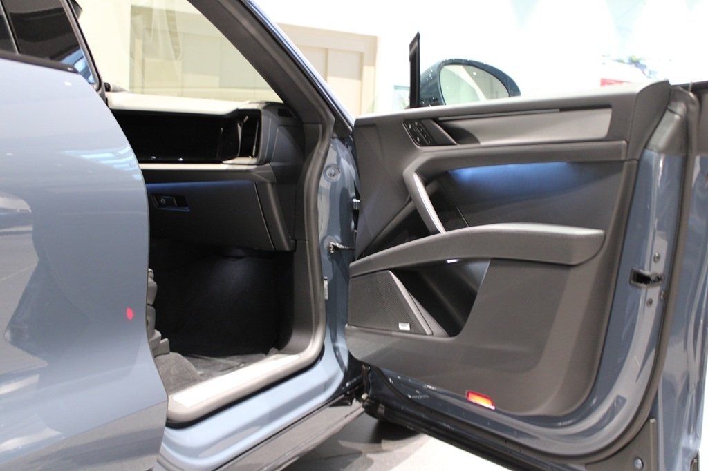 Porsche Cayenne S Coupe Electric 2026, bild 5/10