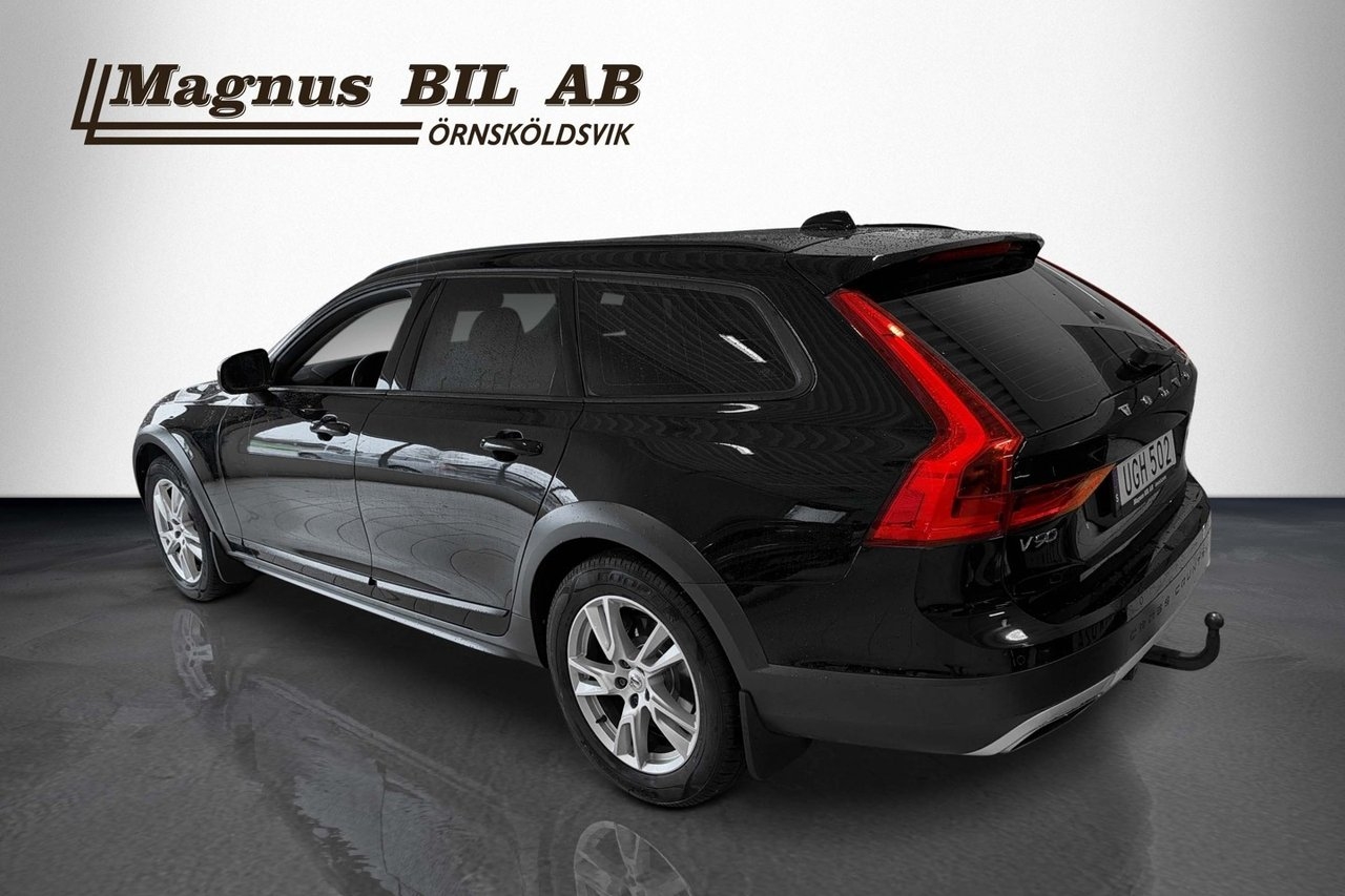 Volvo V90 Cross Country 2018, bild 3/10