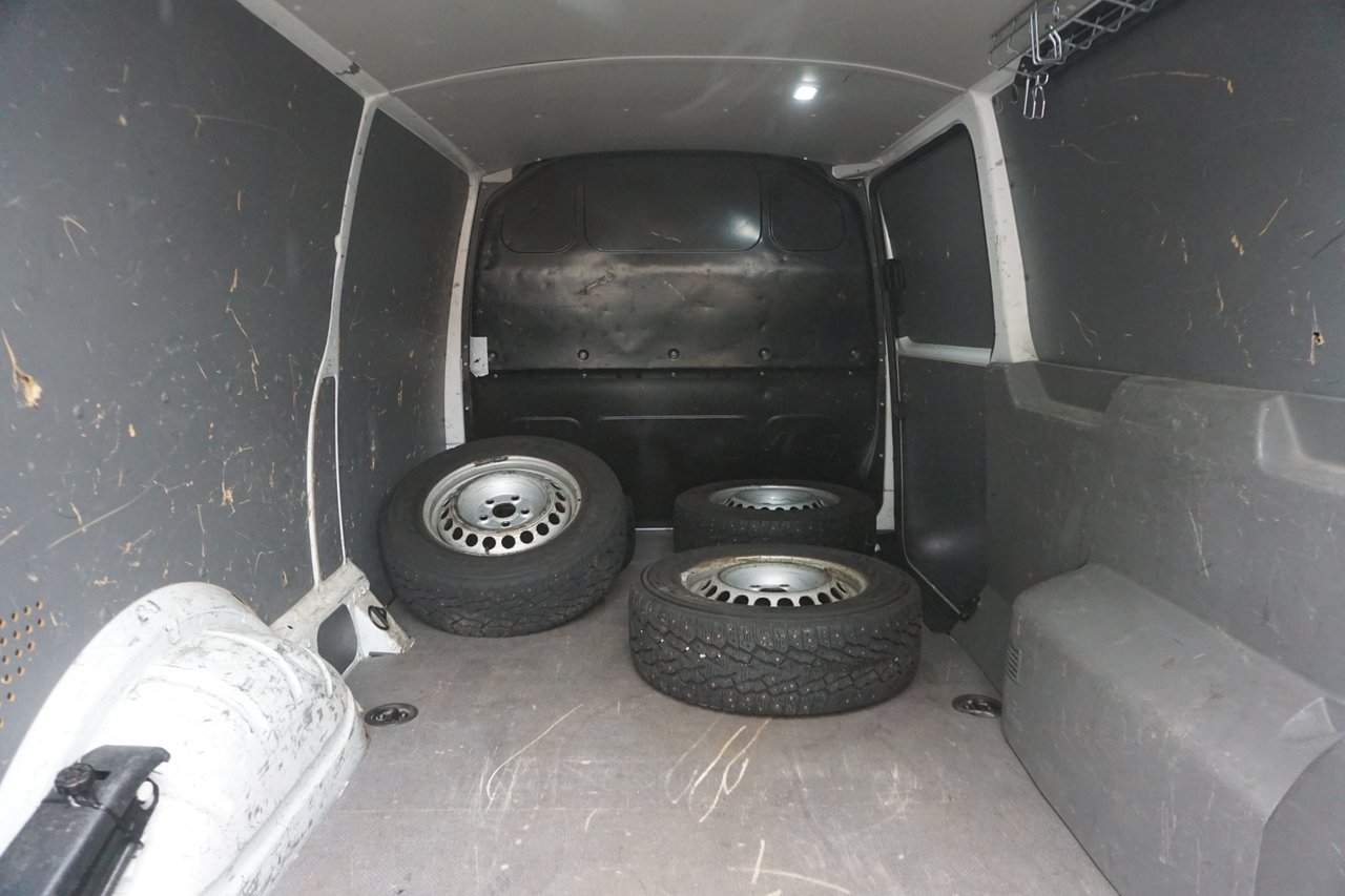 Volkswagen Transporter 2.0 TDI 2022, kuva 7/9