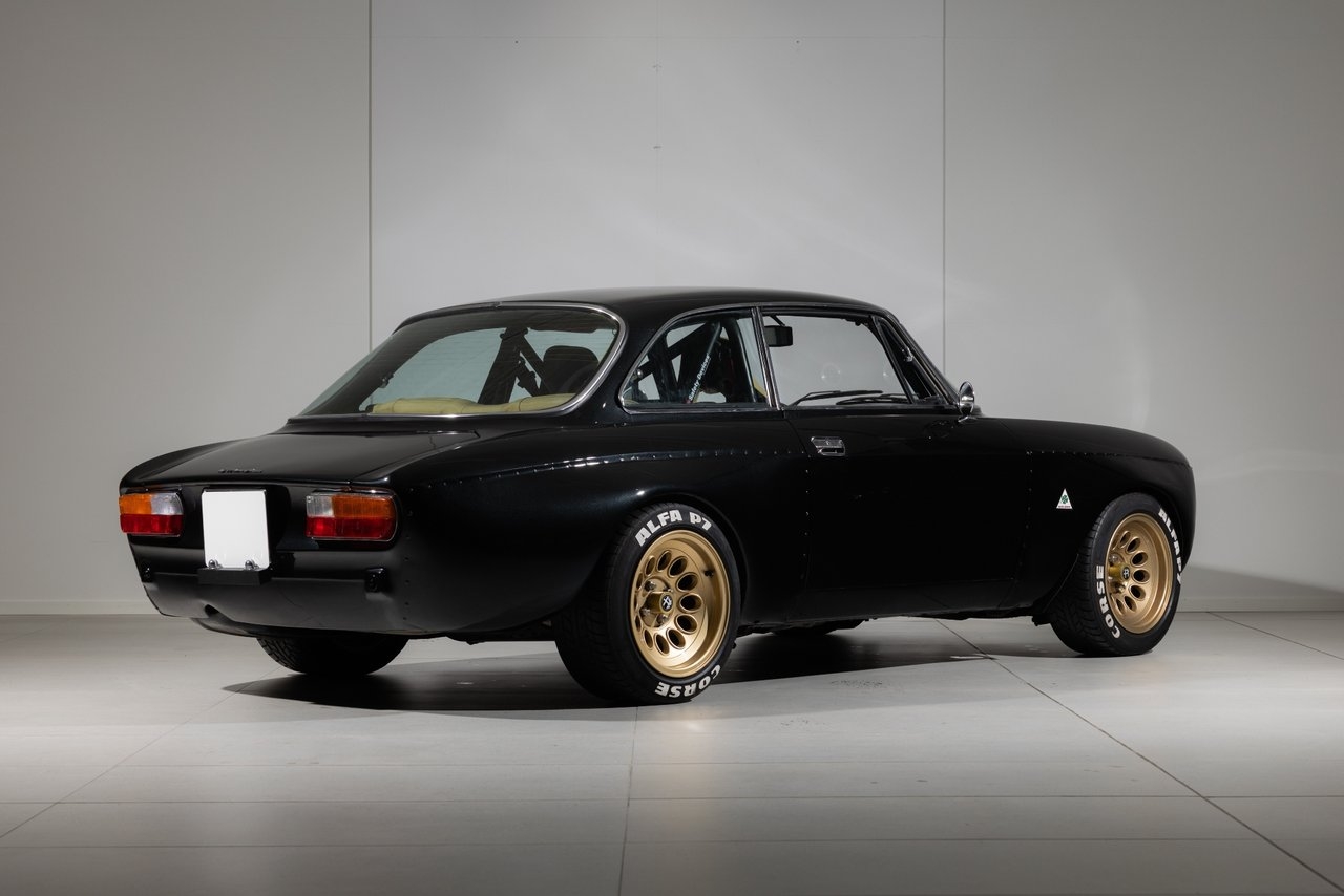 Alfa Romeo GT GTAm Alfaholics Restomod 1973, bild 4/10