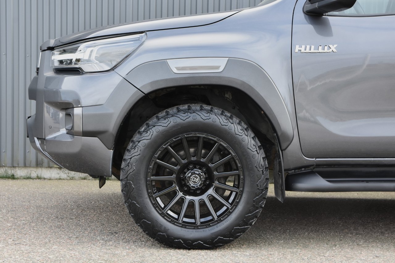 Toyota HiLux 2021, bild 5/10