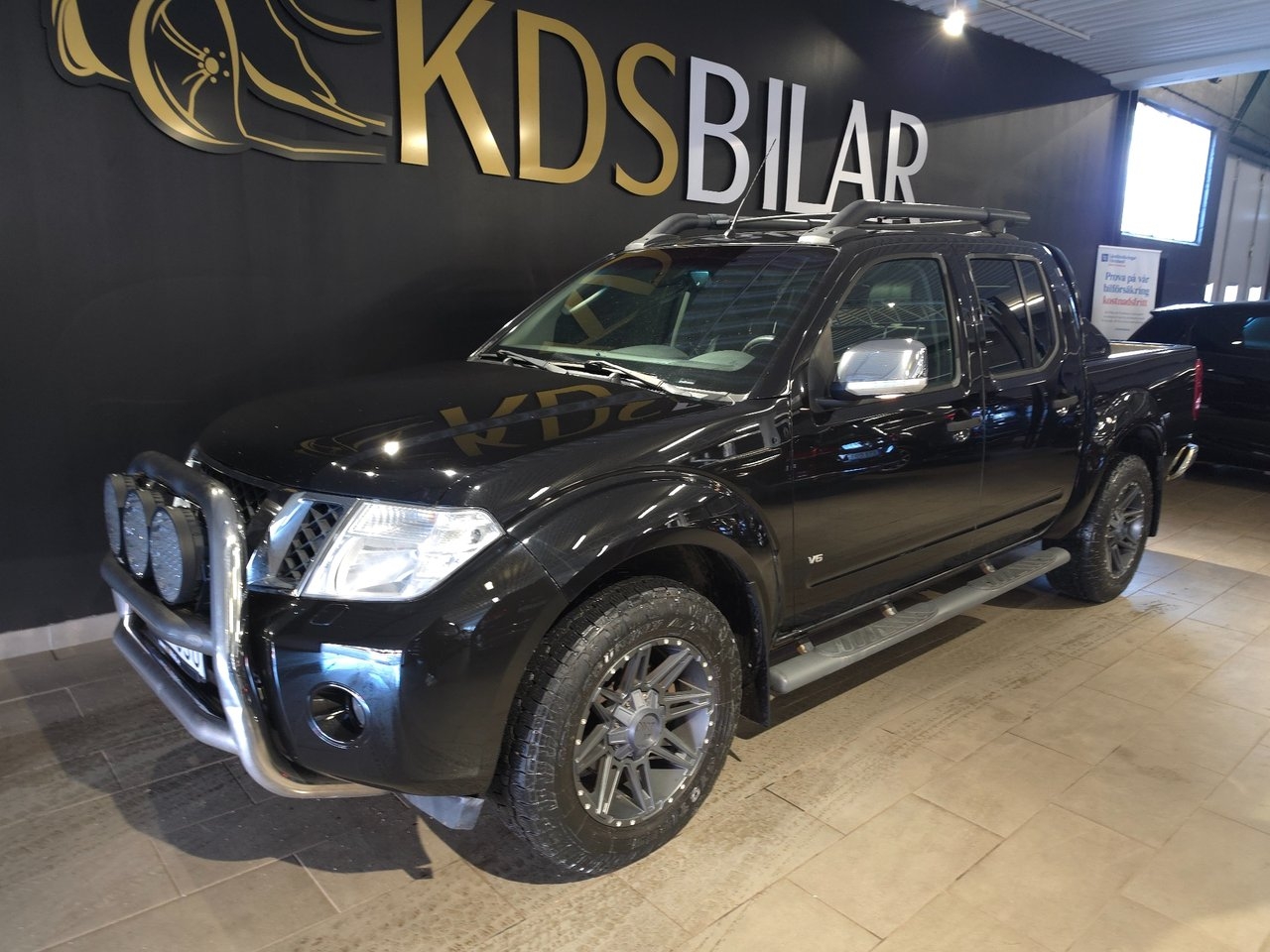 Nissan Navara 3.0 dCi 2012, bild 2/10