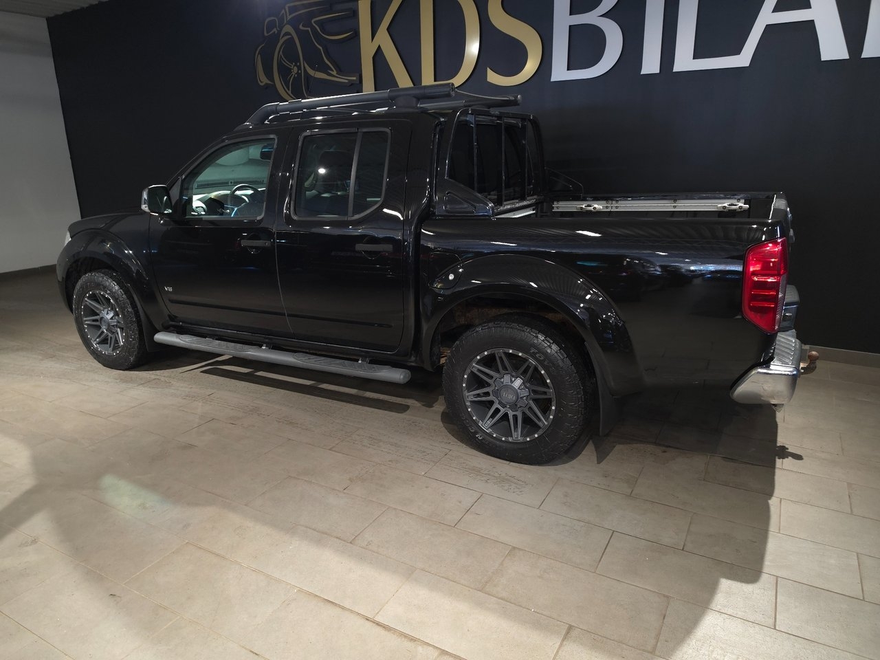 Nissan Navara 3.0 dCi 2012, bild 3/10