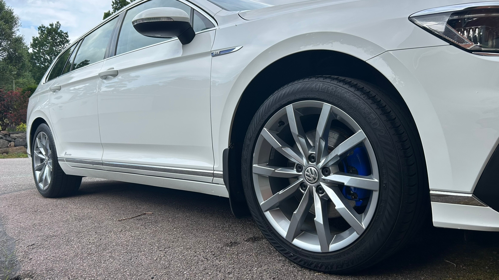 Volkswagen Passat 2020, bild 3/5