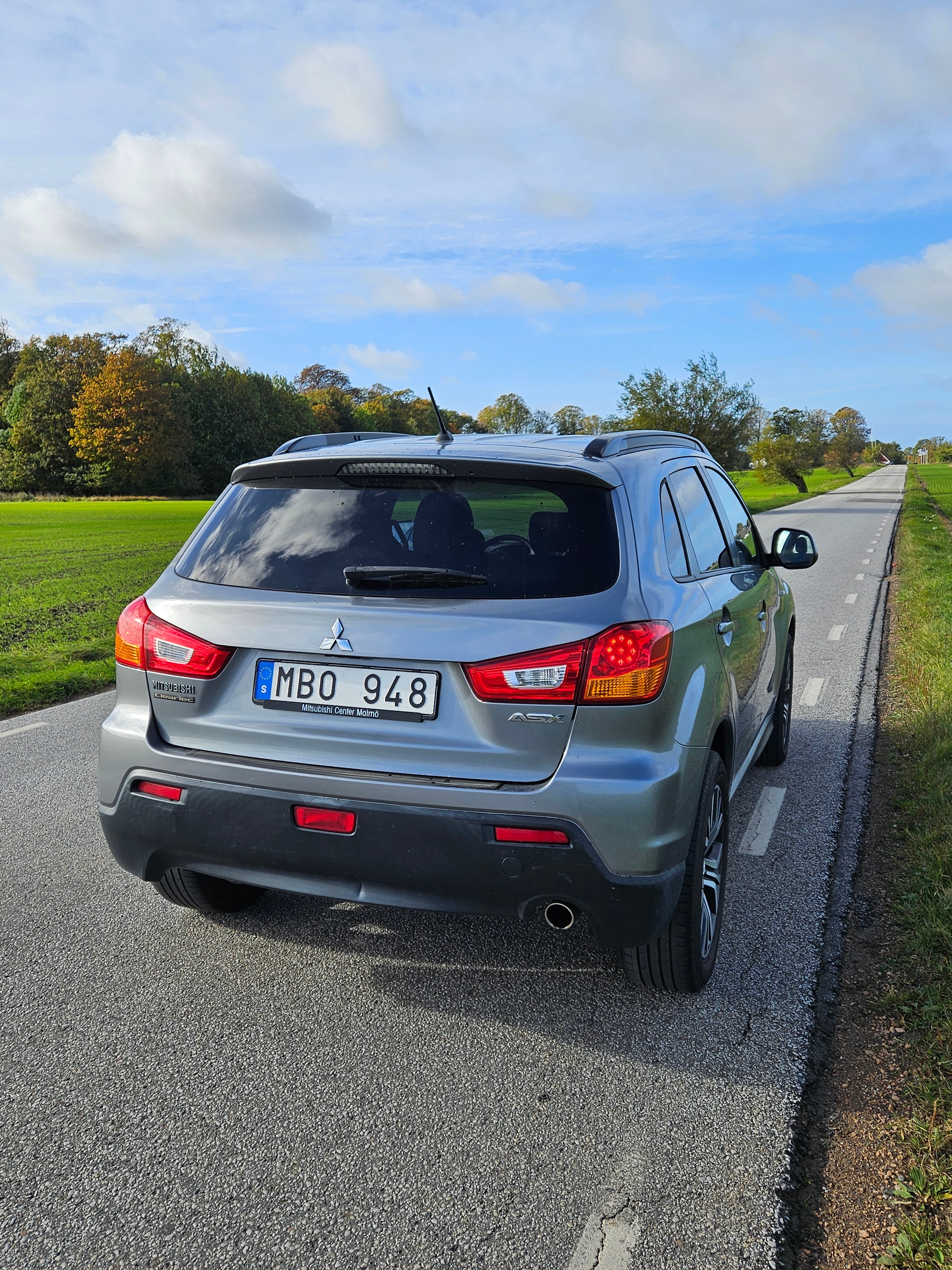 Mitsubishi ASX 2011, bild 4/6