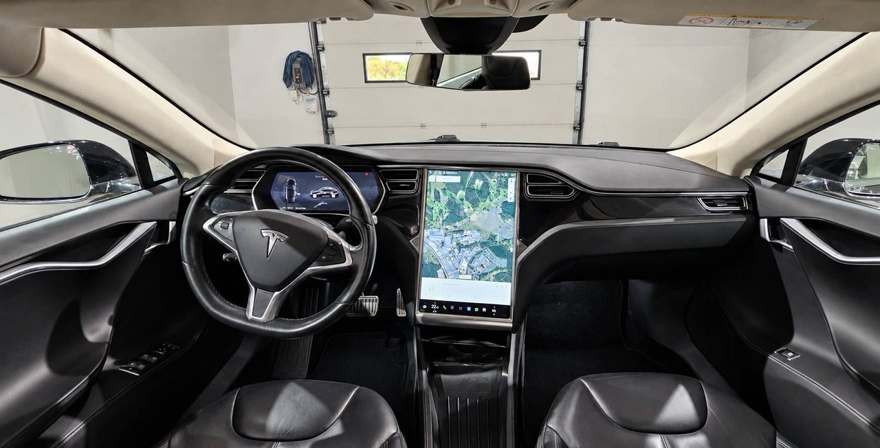 Tesla Model S 2015, bild 3/10