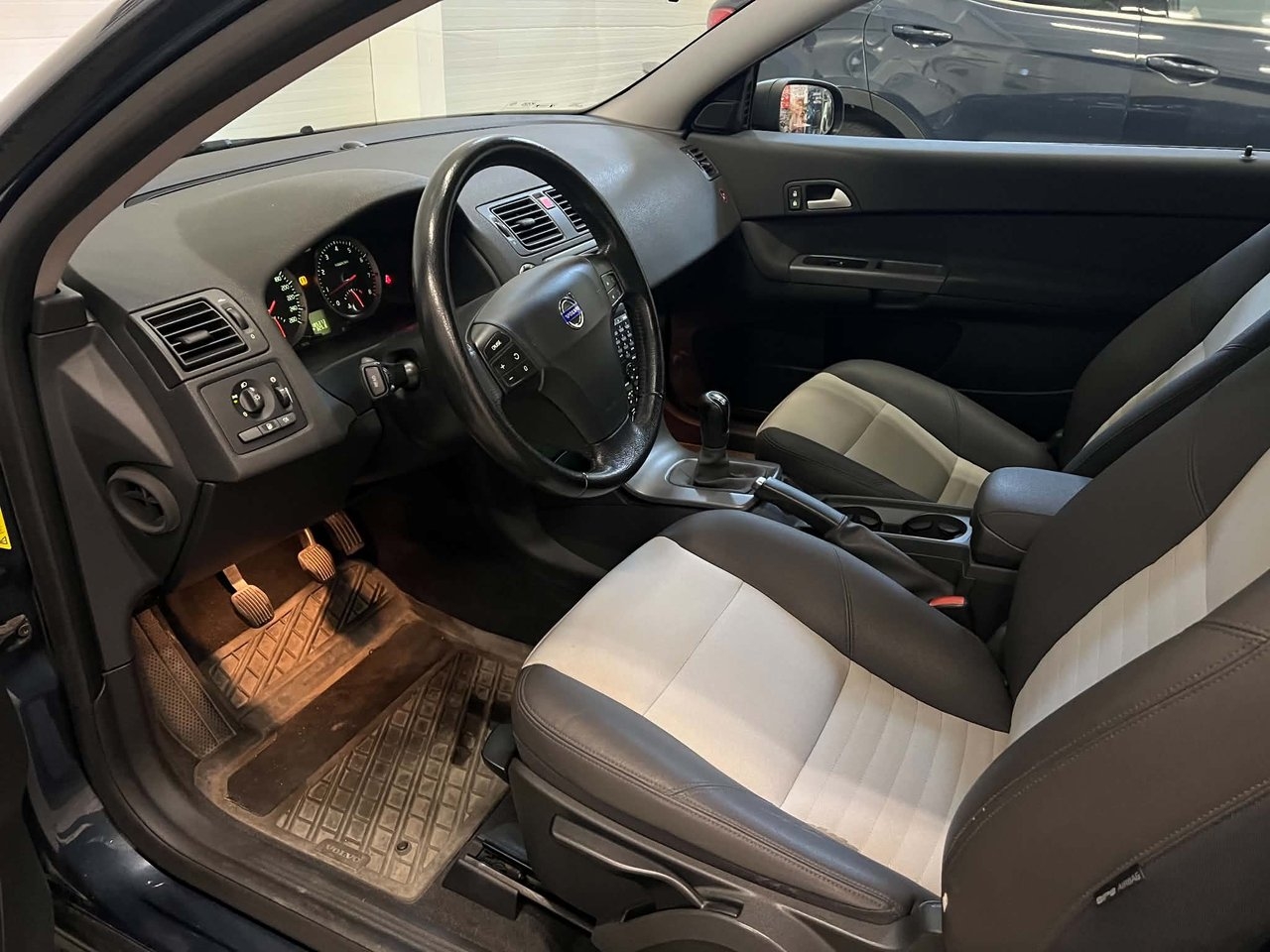Volvo C30 1.8 Kinetic 2007, bild 7/10