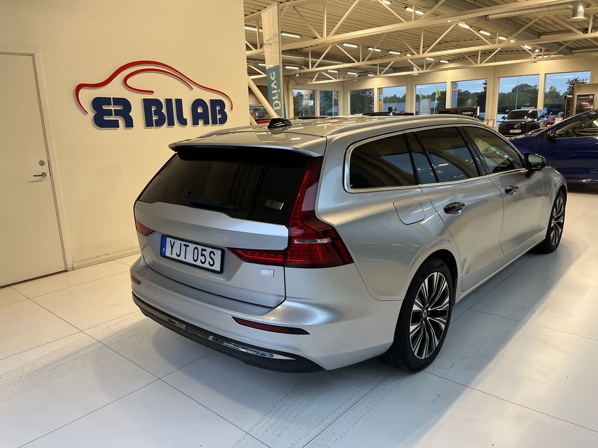 Volvo V60 2023, bild 3/5